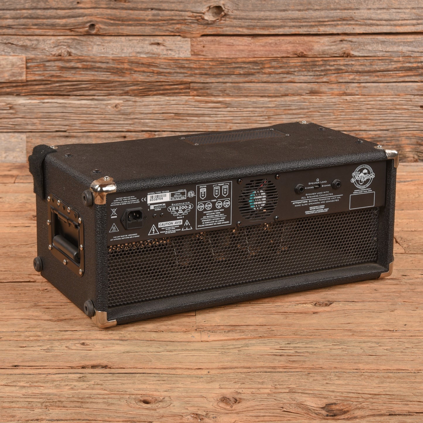 Traynor YBA-200 2 200-Watt Bass Amp Head Amps / Bass Amps / Bass Cabinets