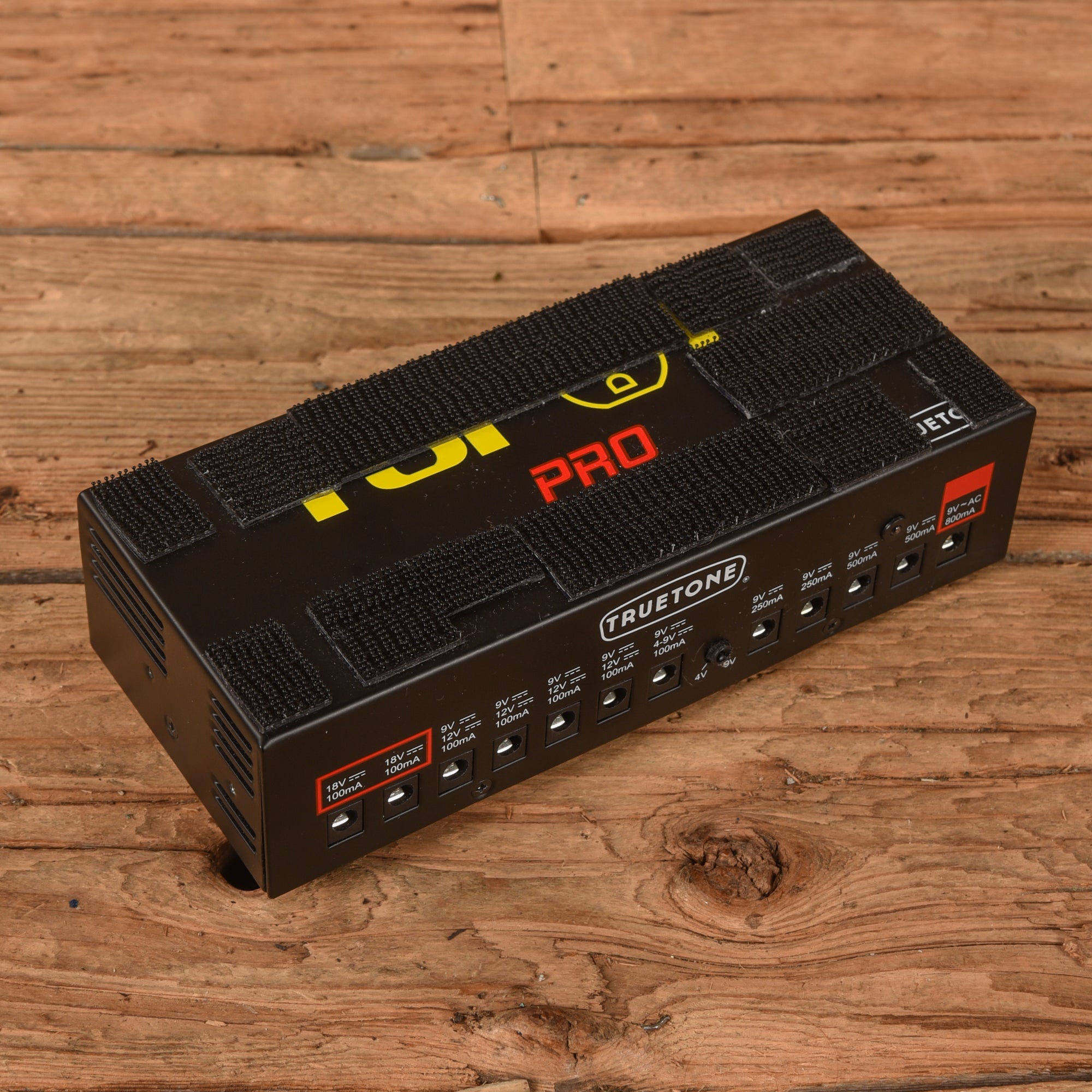 Truetone 1 SPOT Pro CS12 Power Supply Effect Pedals