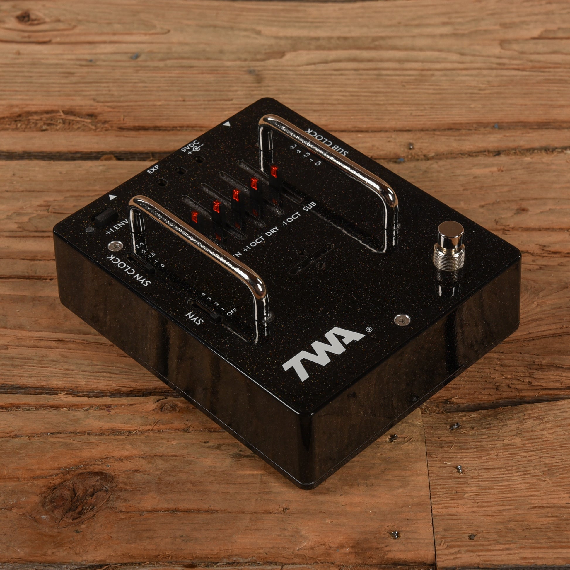 TWA GD-02 Great Divide Multi-Voice Octaver Effects and Pedals / Octave and Pitch