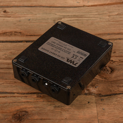 TWA GD-02 Great Divide Multi-Voice Octaver Effects and Pedals / Octave and Pitch