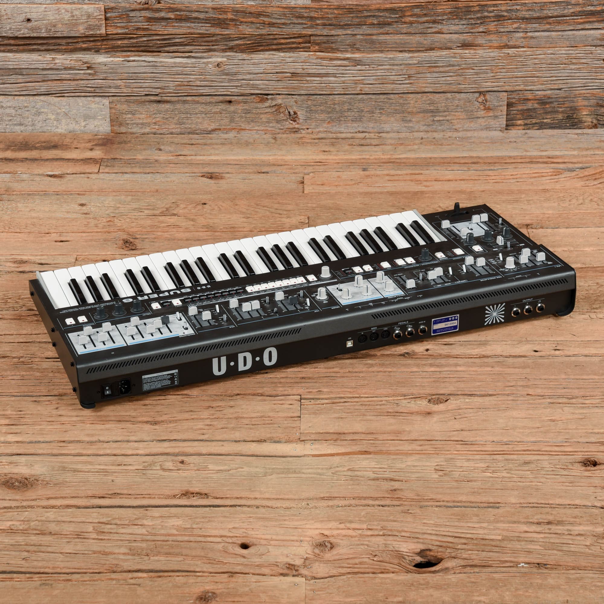 UDO Super 6 12-Voice Polyphonic Binaural Analog-Hybrid Synthesizer ...