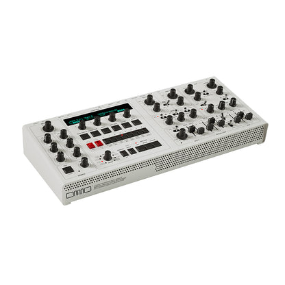 UDO DMNO ON 8-Voice Polyphonic Dual Module Binaural Analog Hybrid Desktop Synthesizer Synthesizers