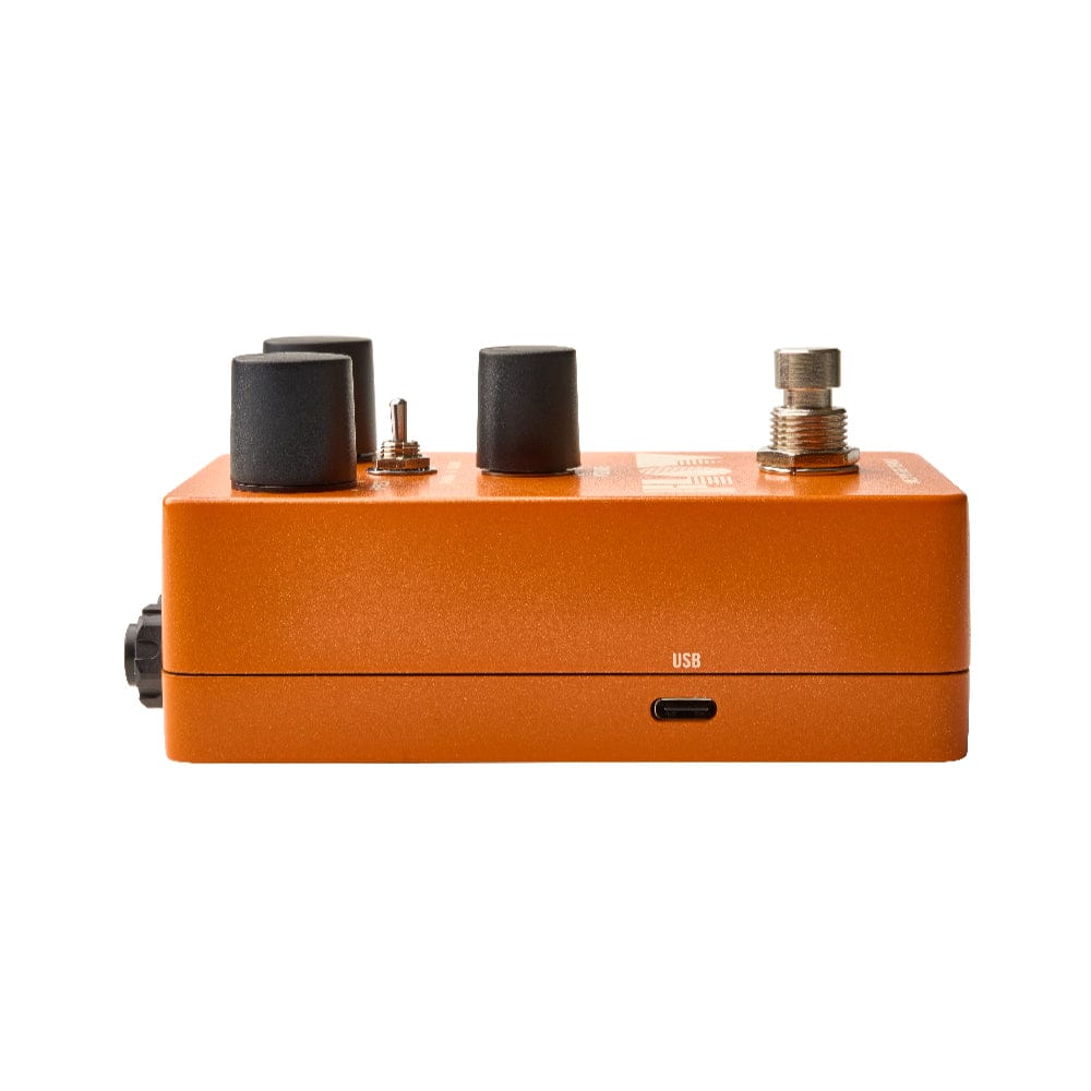 Universal Audio Flow Vintage Tremolo Pedal Effect Pedals