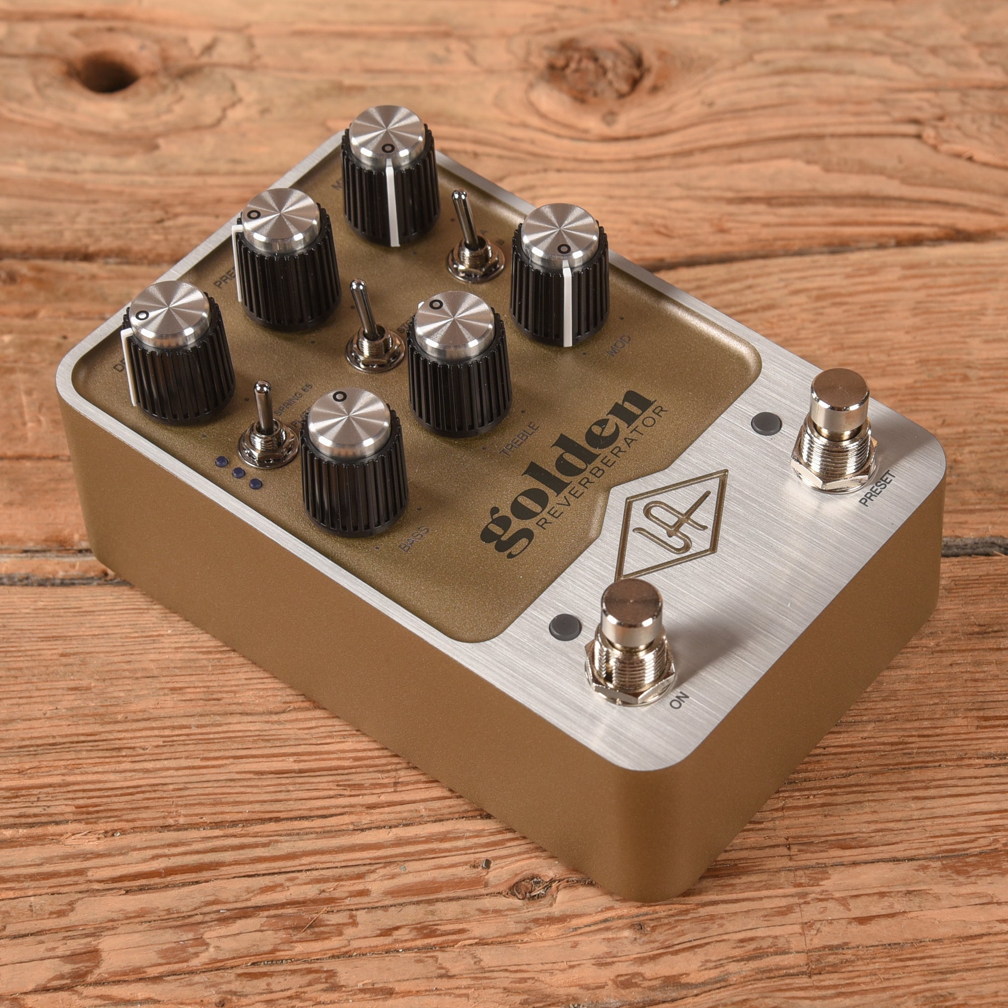 Universal Audio Golden Effect Pedals