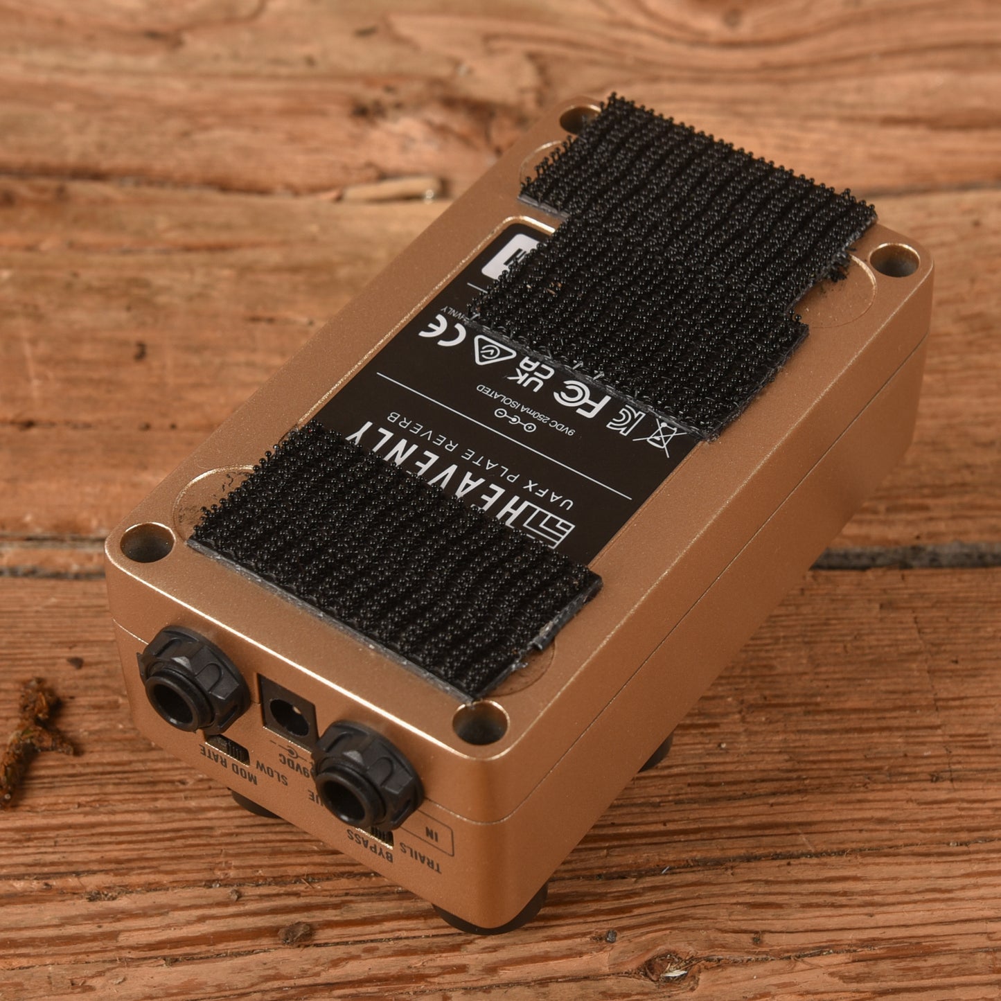 Universal Audio Heavenly Plate Reverb Effect Pedals