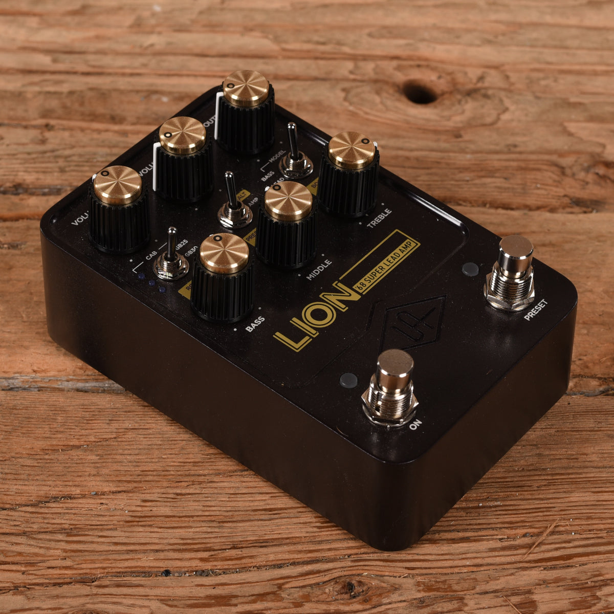 Universal Audio Lion '68 Super Lead Amp Effect Pedals