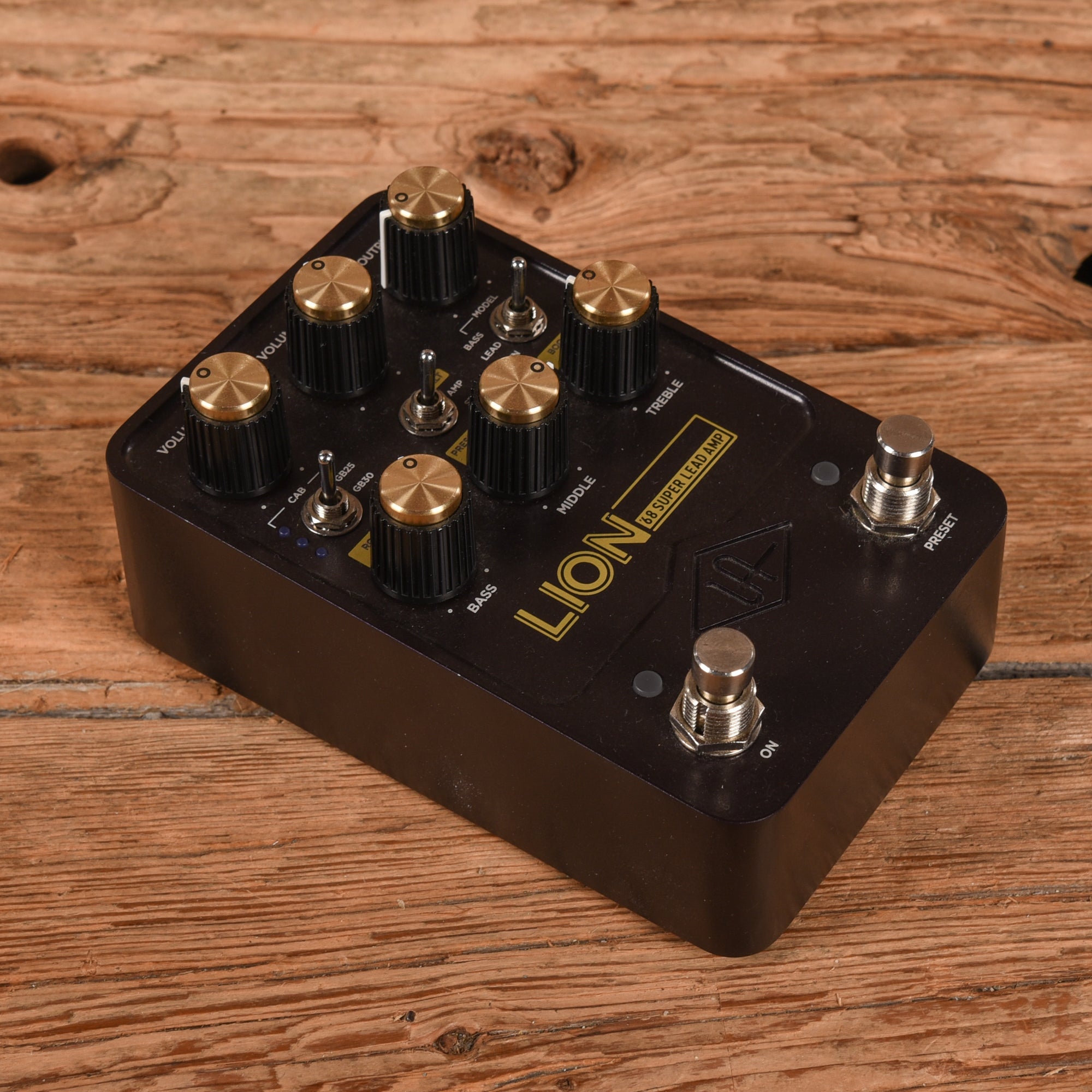 Universal Audio Lion '68 Super Lead Amp Effects and Pedals / Amp Simulators