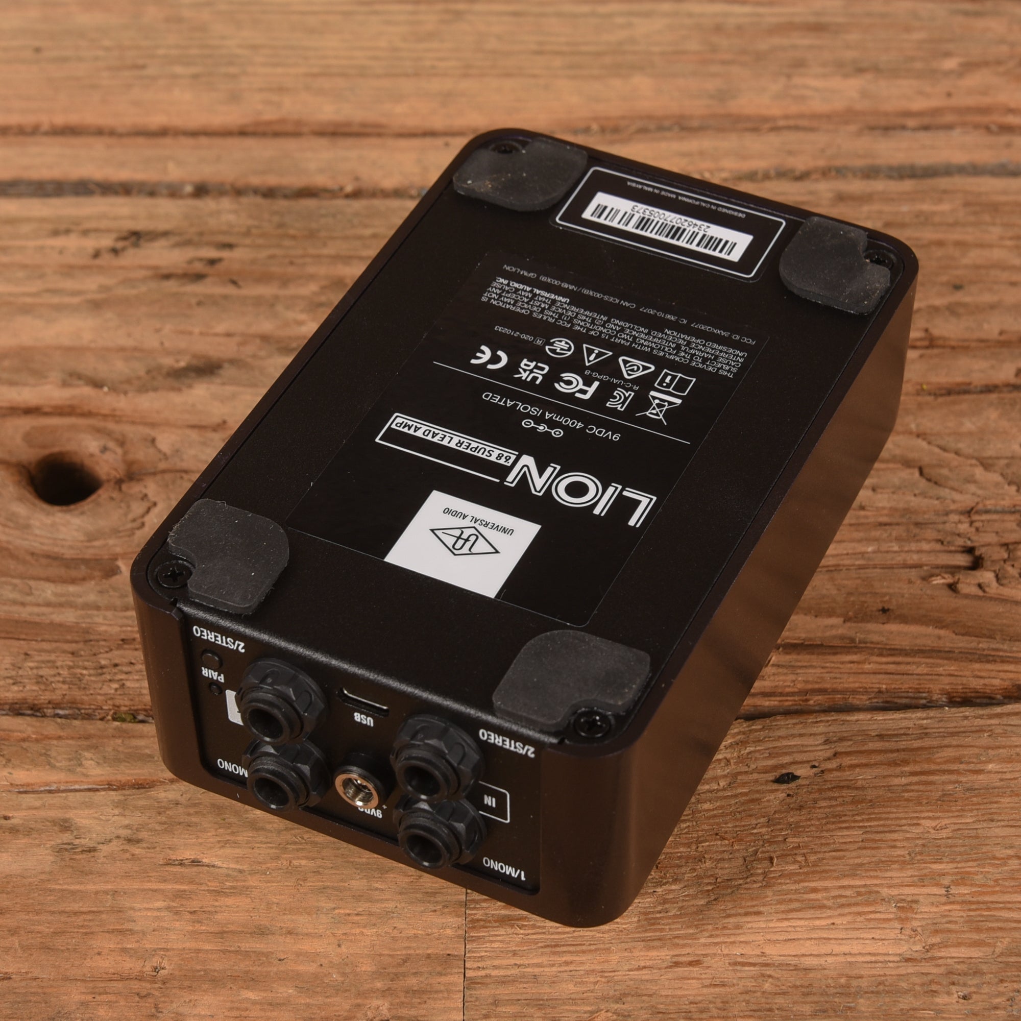 Universal Audio Lion Effects and Pedals / Amp Simulators