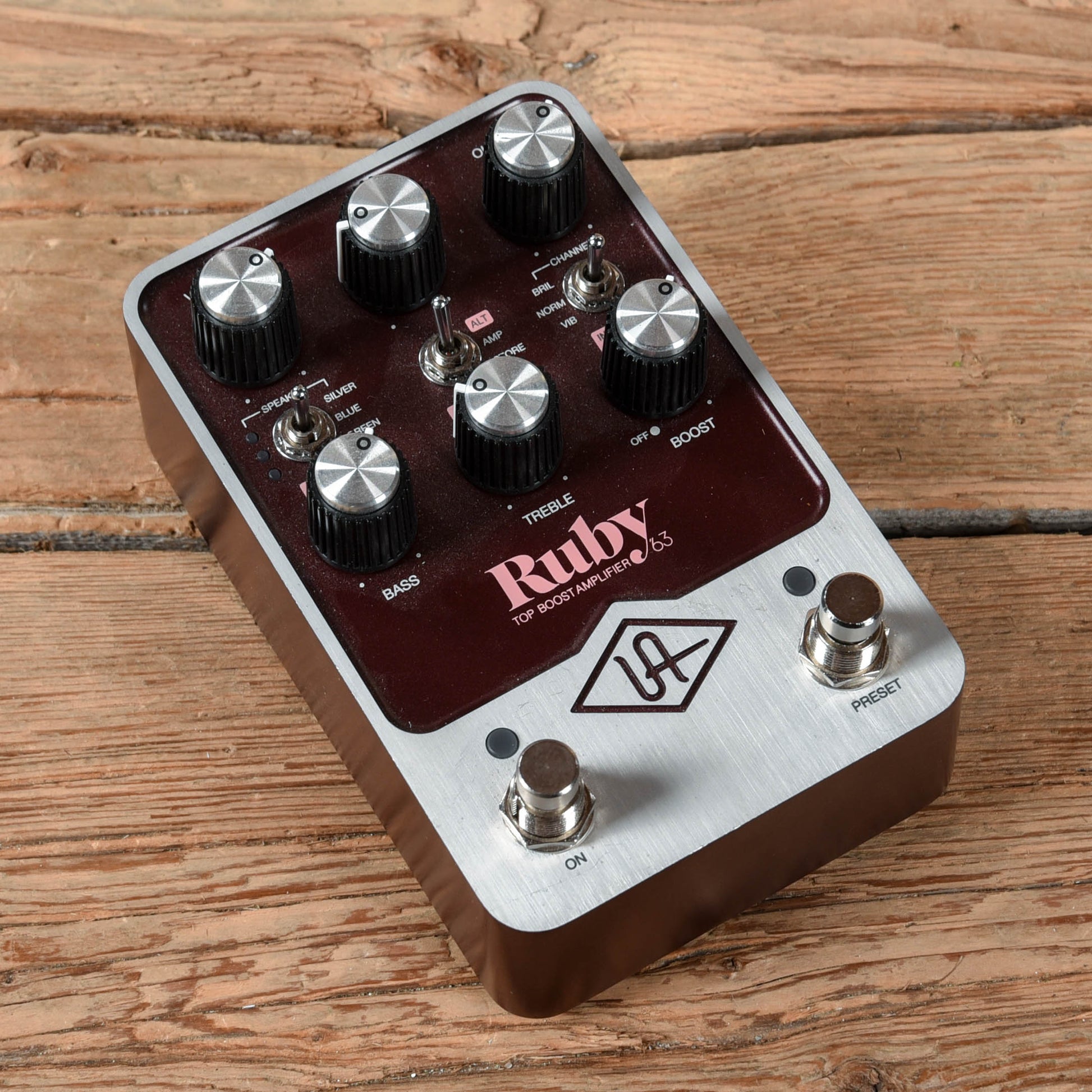 Universal Audio Ruby ’63 Top Boost Amplifierq Effects and Pedals / Amp Simulators