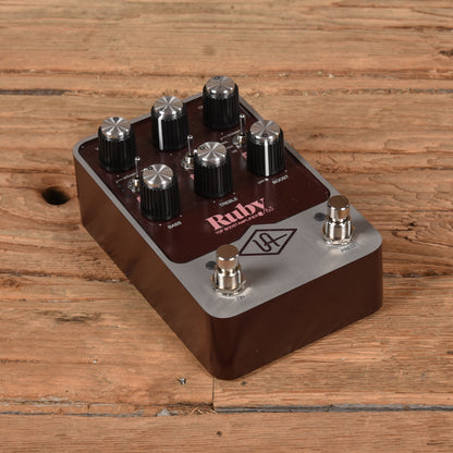 Universal Audio Ruby ’63 Top Boost Amplifier Effects and Pedals / Cabinet Simulators
