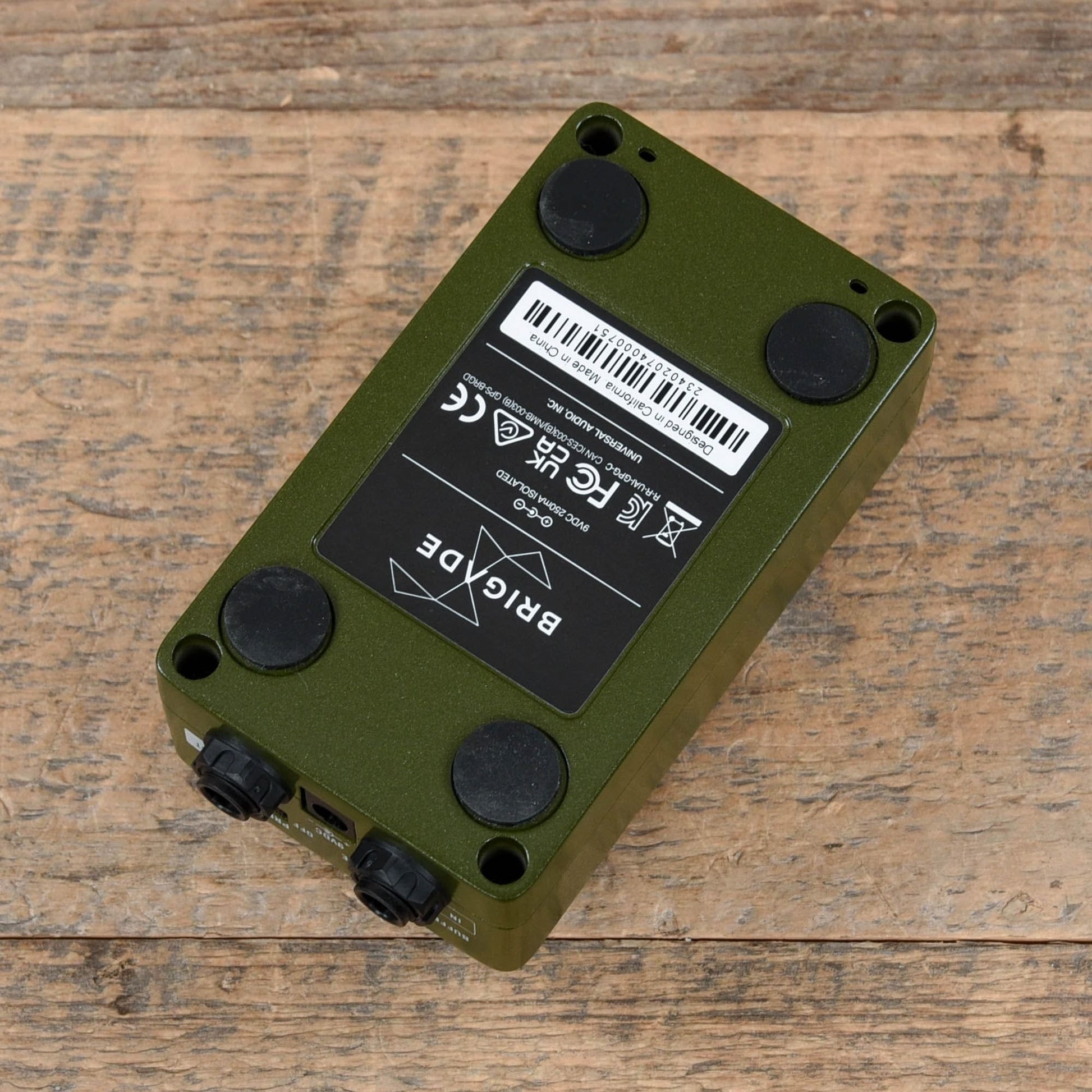 brigade chorus pedal Universal Audio Brigade Chorus & Vibrato Pedal – Chicago Music Exchange