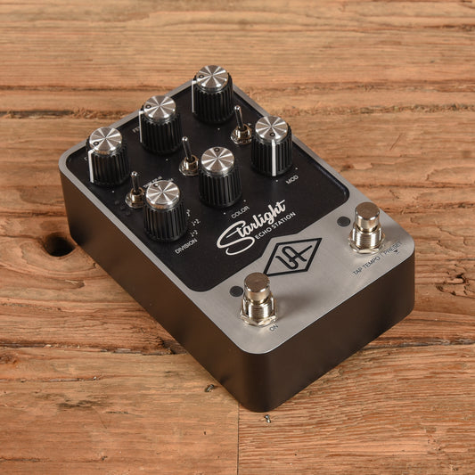 Universal Audio Starlight Effects and Pedals / Delay
