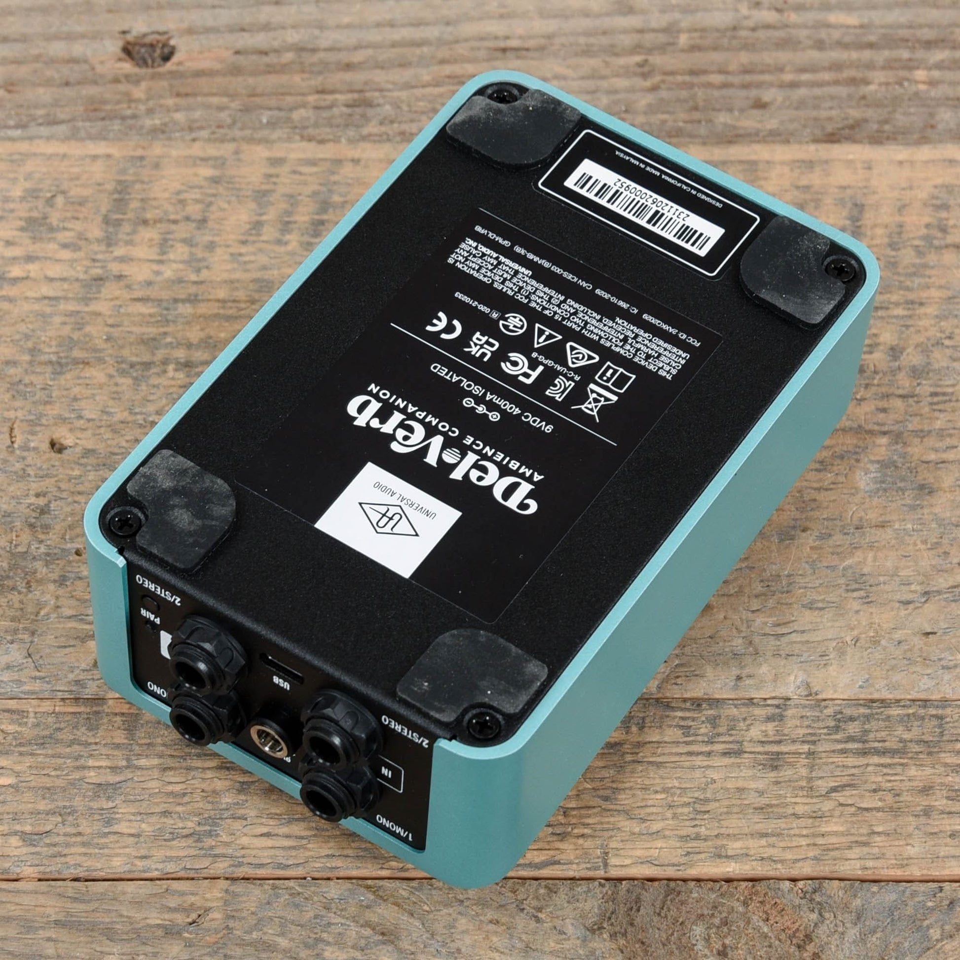 Universal Audio Del-Verb Ambience Companion Pedal – Chicago Music Exchange