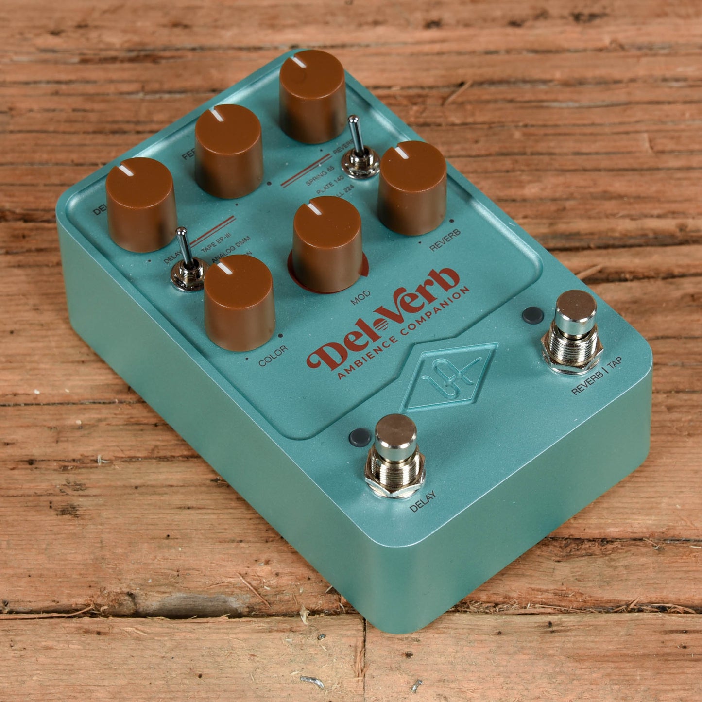 Universal Audio Del-Verb Ambience Companion Effects and Pedals / Reverb