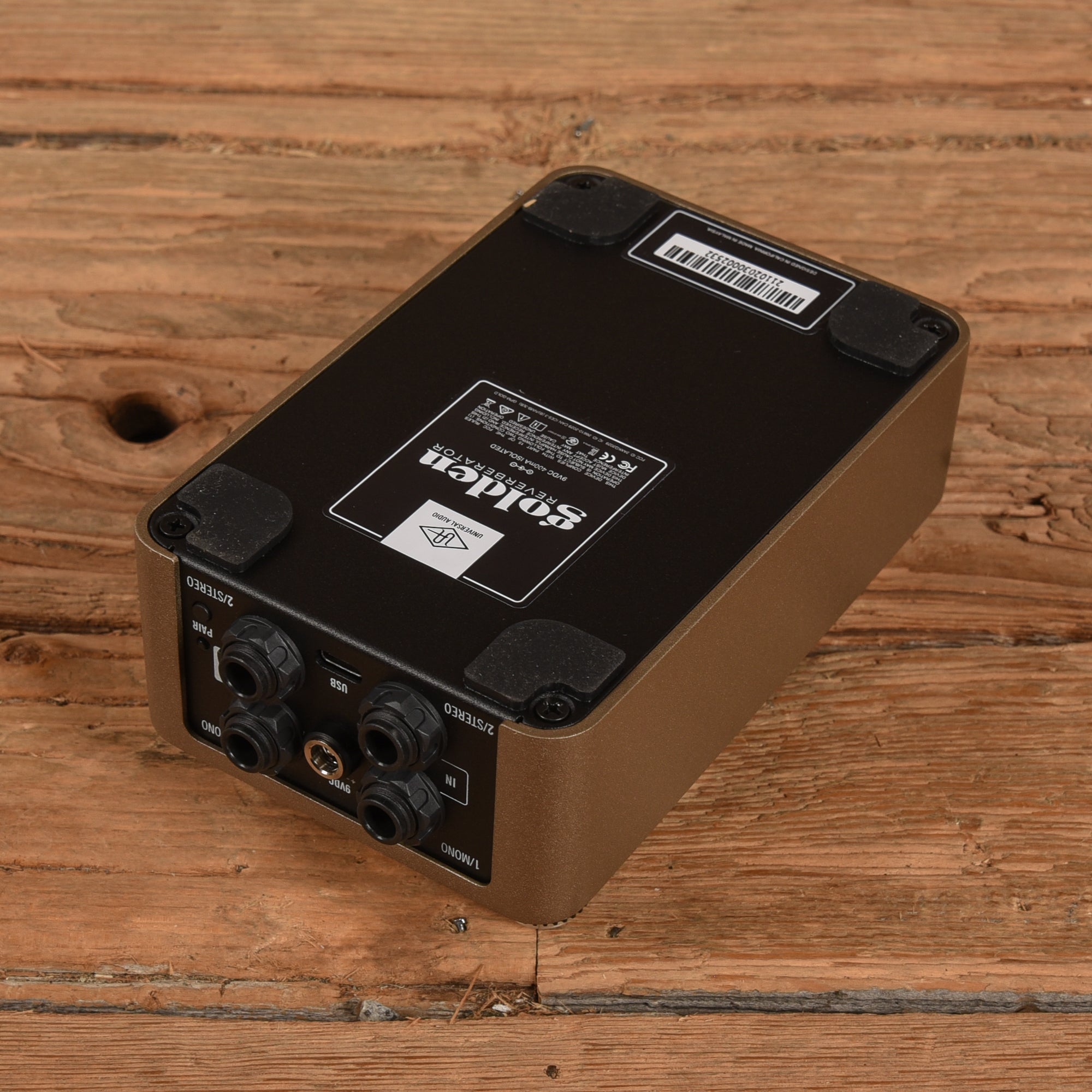 Universal Audio Golden Reverberator Effects and Pedals / Reverb