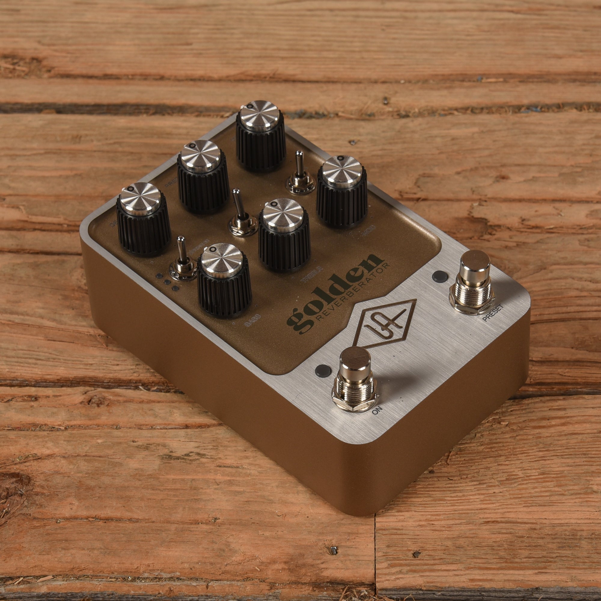 Universal Audio Golden Effects and Pedals / Reverb