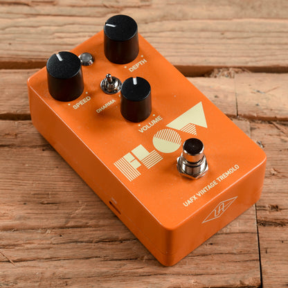 Universal Audio Flow Effects and Pedals / Tremolo
