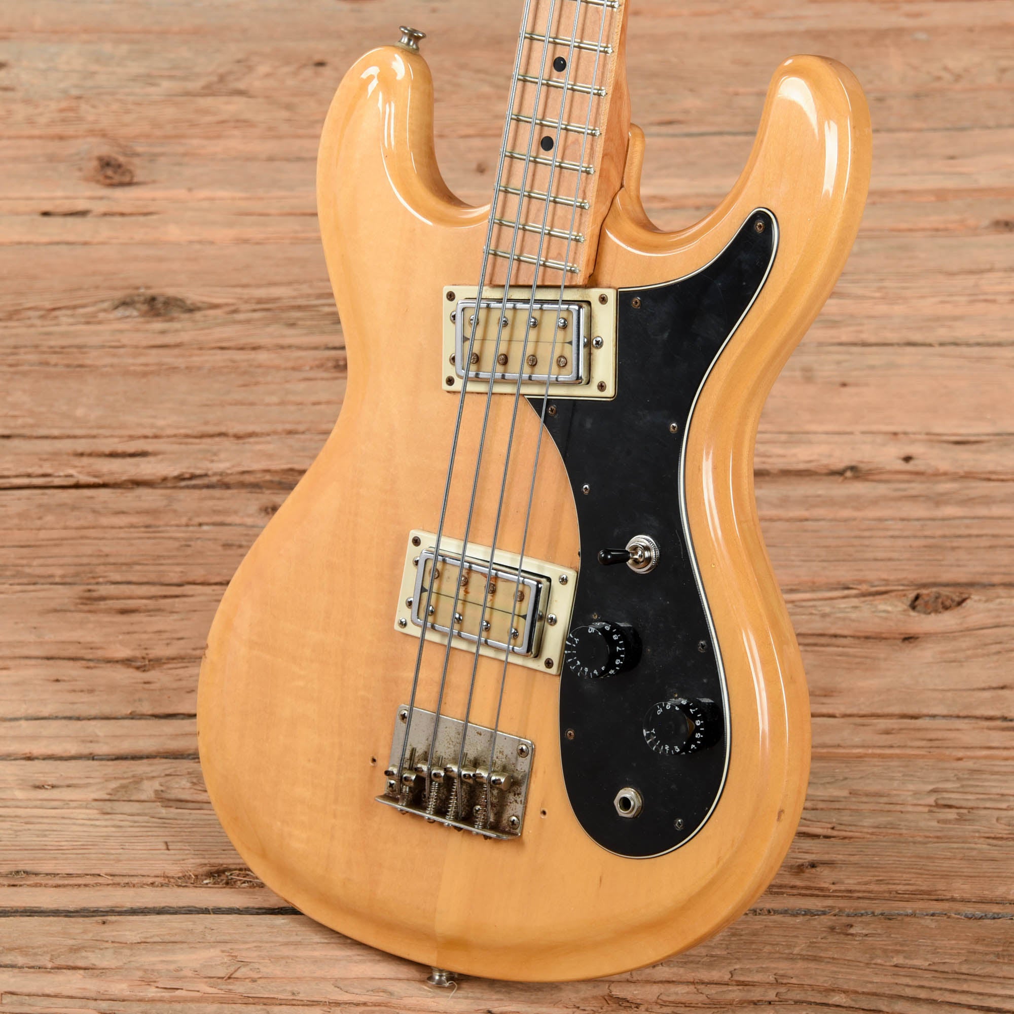 Univox High Flyer Bass Sunburst 1970s Bass Guitars / 4-String