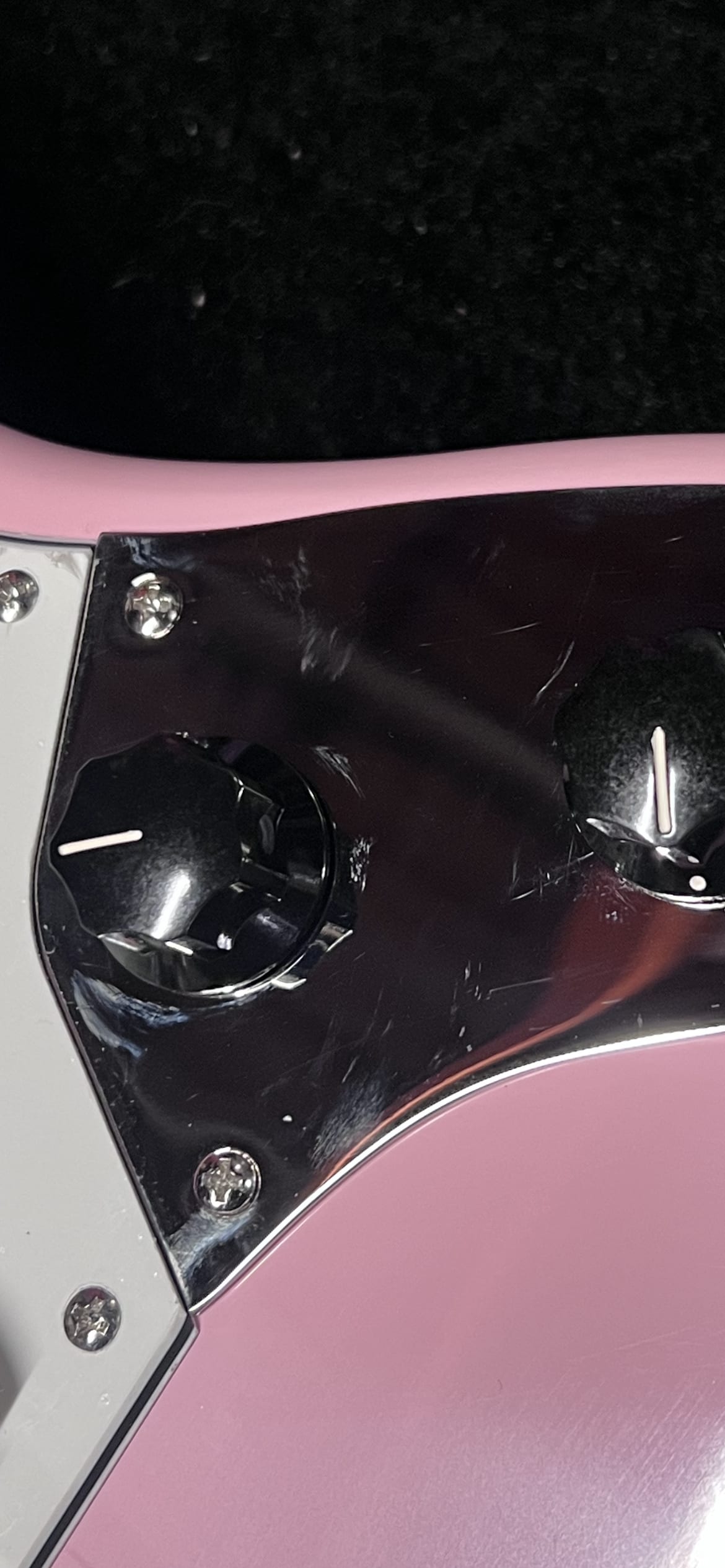 Squier Classic Vibe Bass VI Shell Pink w/Matching Headcap & 3-Ply Parchment Pickguard