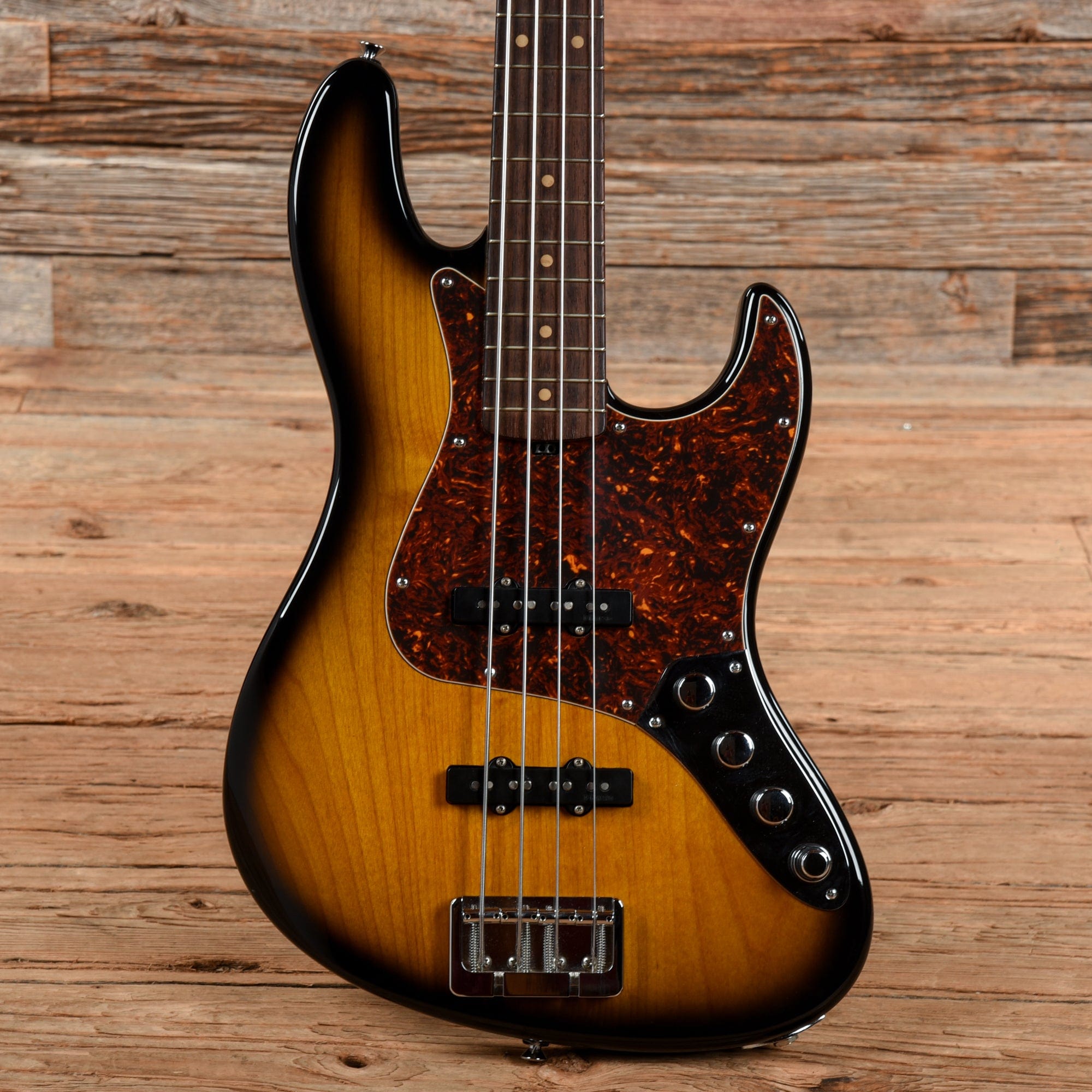 Valenti V21-J4 Sunburst 2018 Bass Guitars / 4-String