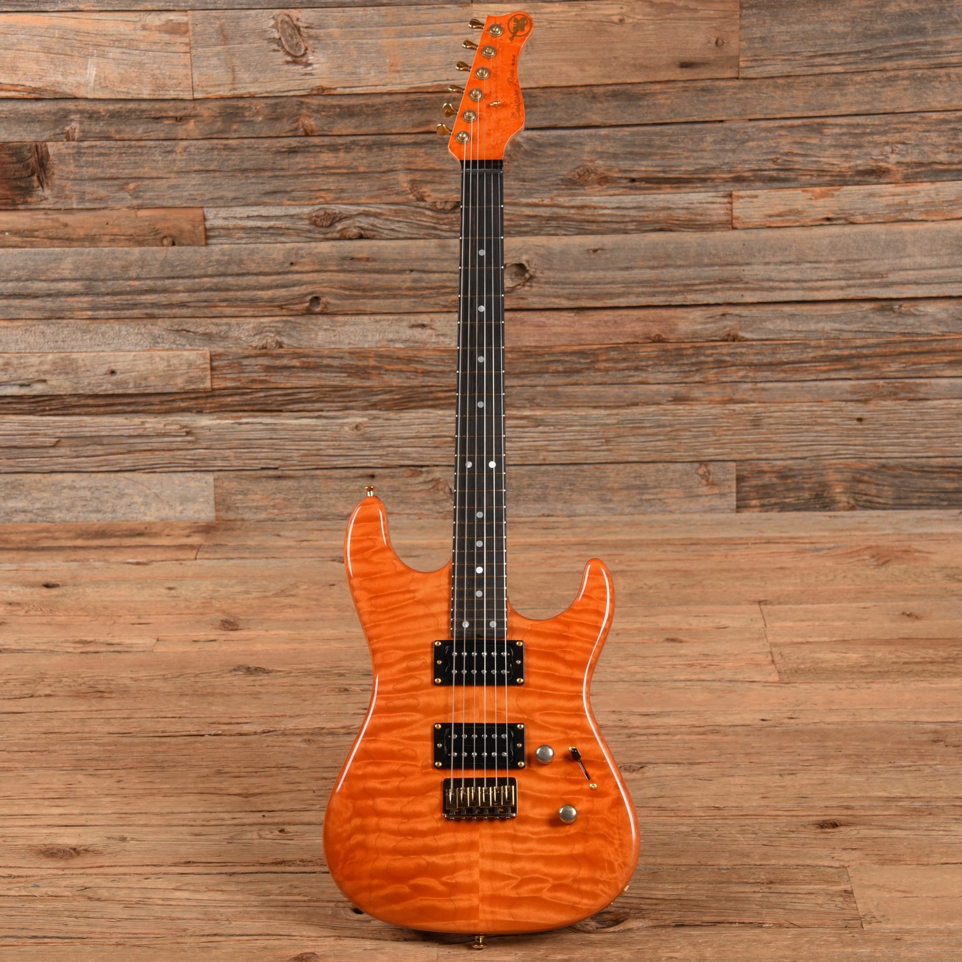 Valley Arts Custom Pro Amber Quilt 2003 Electric Guitars / Solid Body