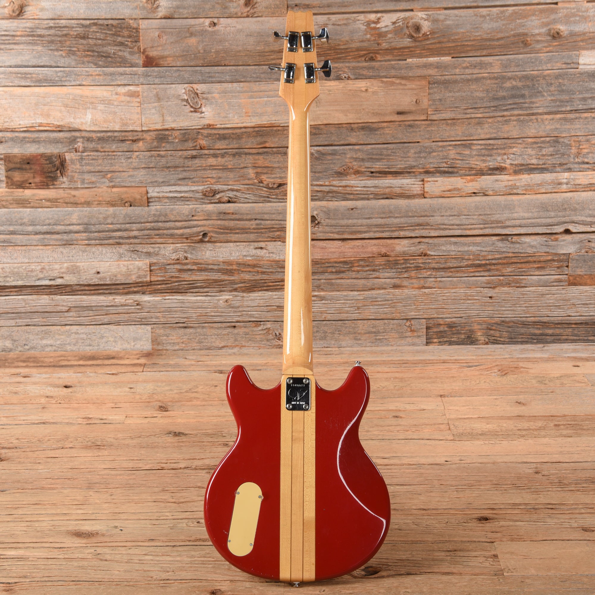 Vantage VS600B Red 1970s Bass Guitars / 4-String