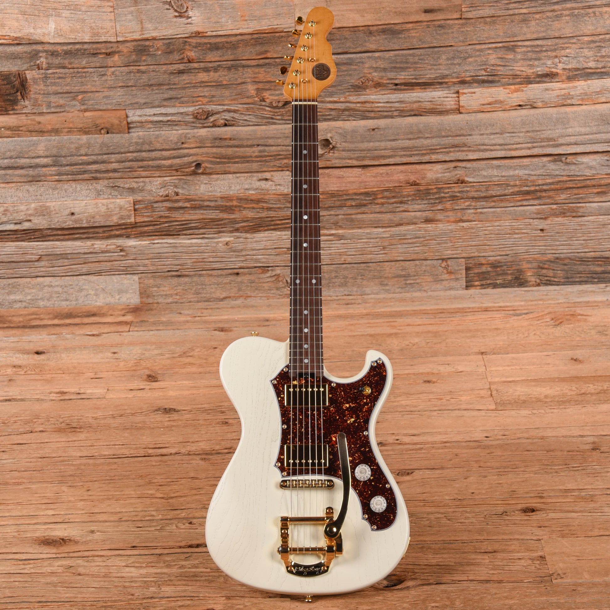 Veritas Portlander Pro Series White 2023 Electric Guitars / Solid Body