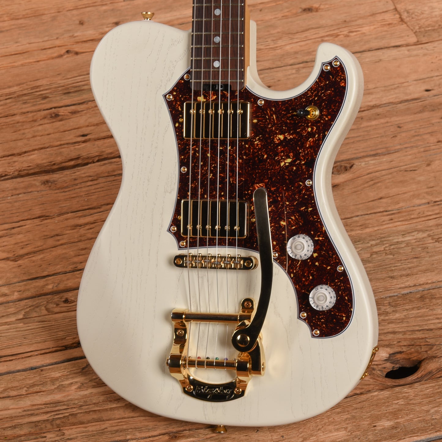 Veritas Portlander Pro Series White 2023 Electric Guitars / Solid Body