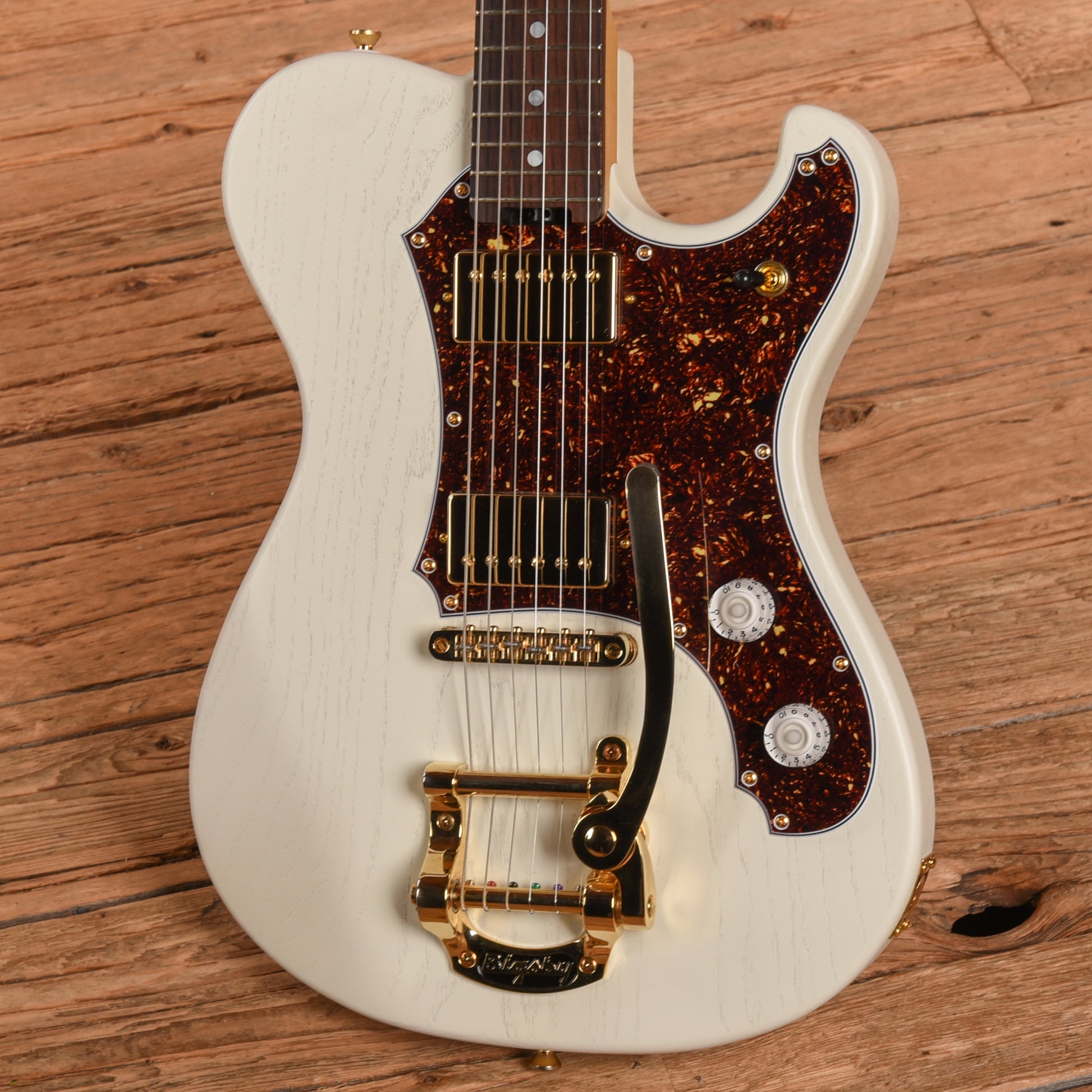 Veritas Portlander Pro Series White 2023 Electric Guitars / Solid Body