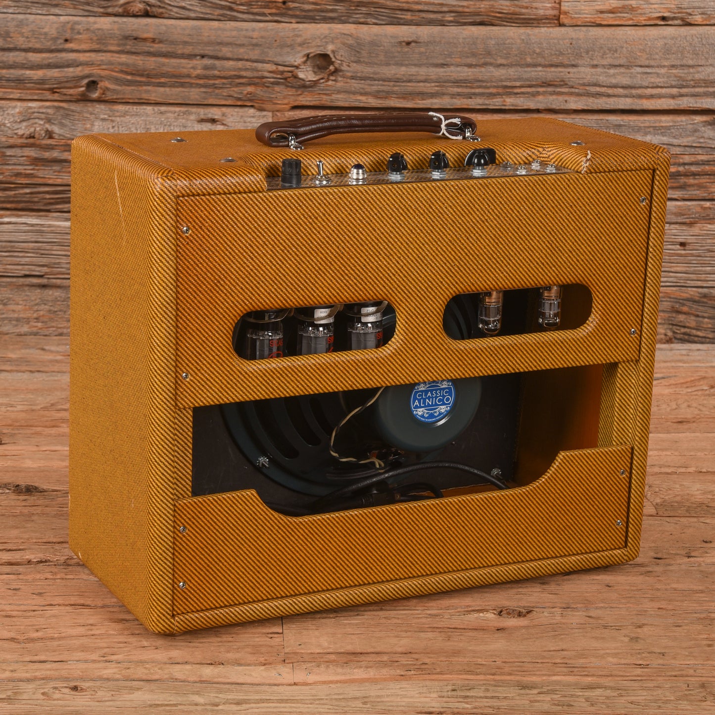 Victoria 20112T Amplifiers