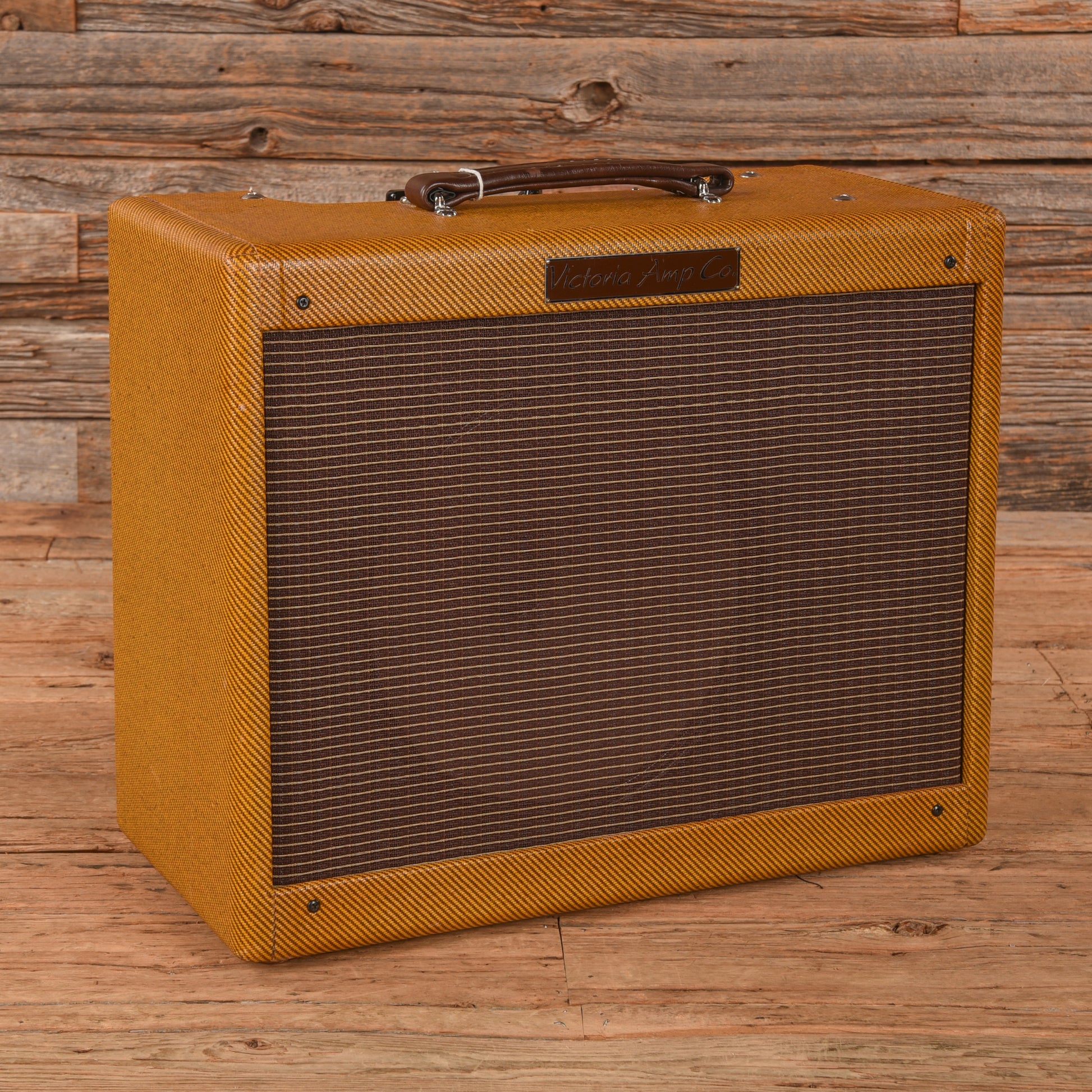 Victoria 20112T Amplifiers
