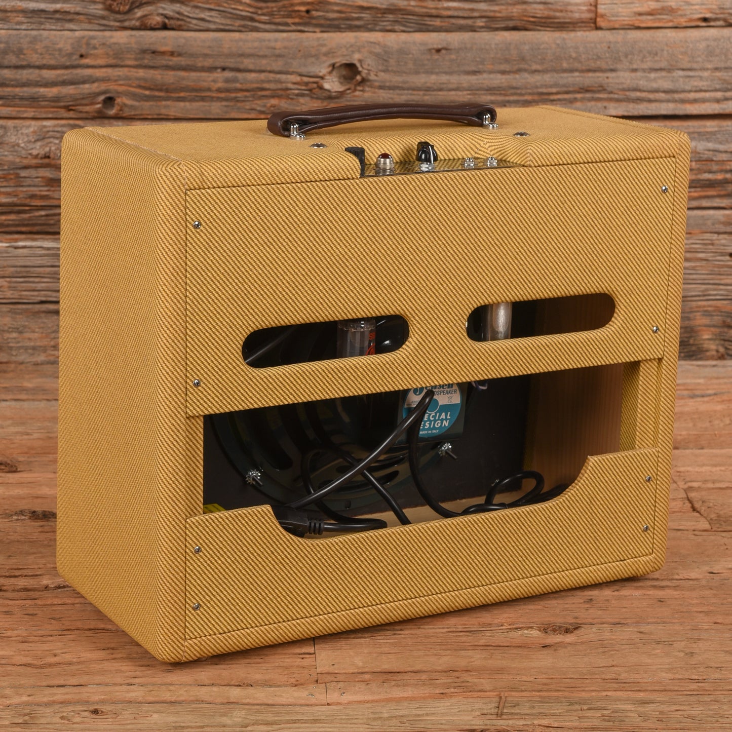 Victoria 5112 5-Watt 1x12" Guitar Combo Amp Amplifiers
