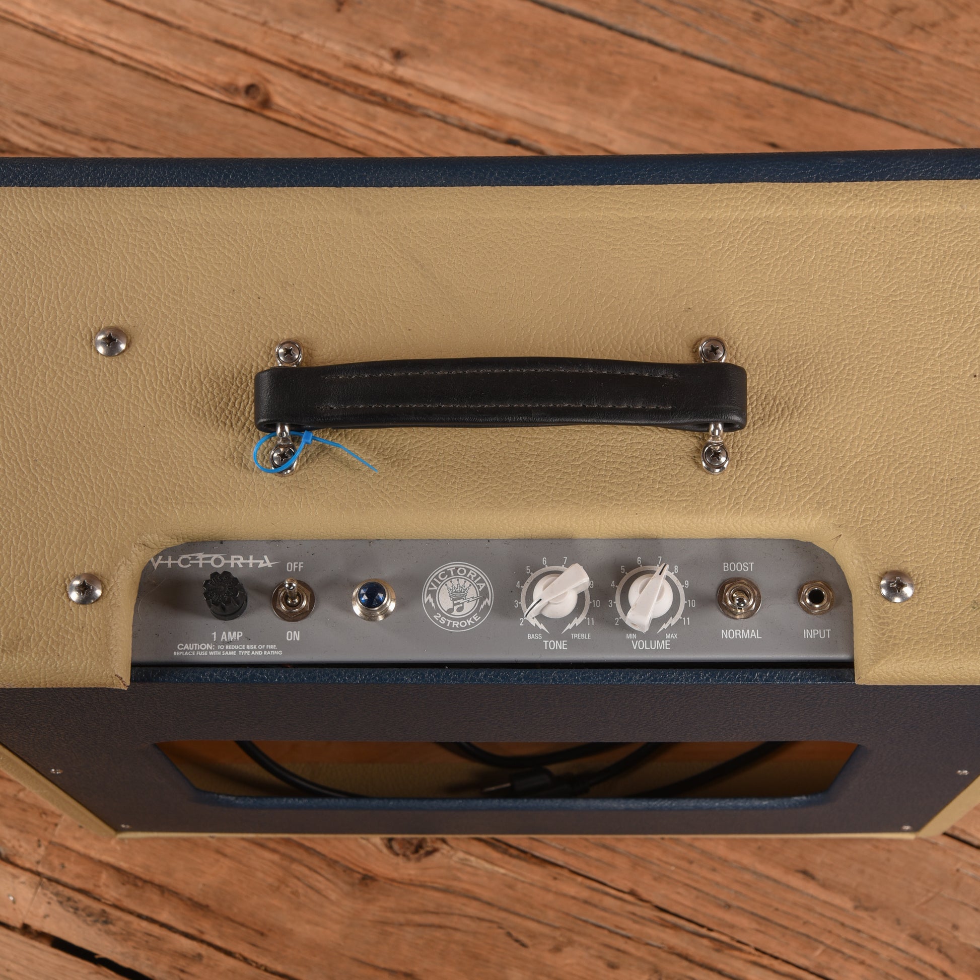 Victoria 2 Stroke 4-10 Watt 1x12" Combo Amps / Guitar Amps / Guitar Cabinets