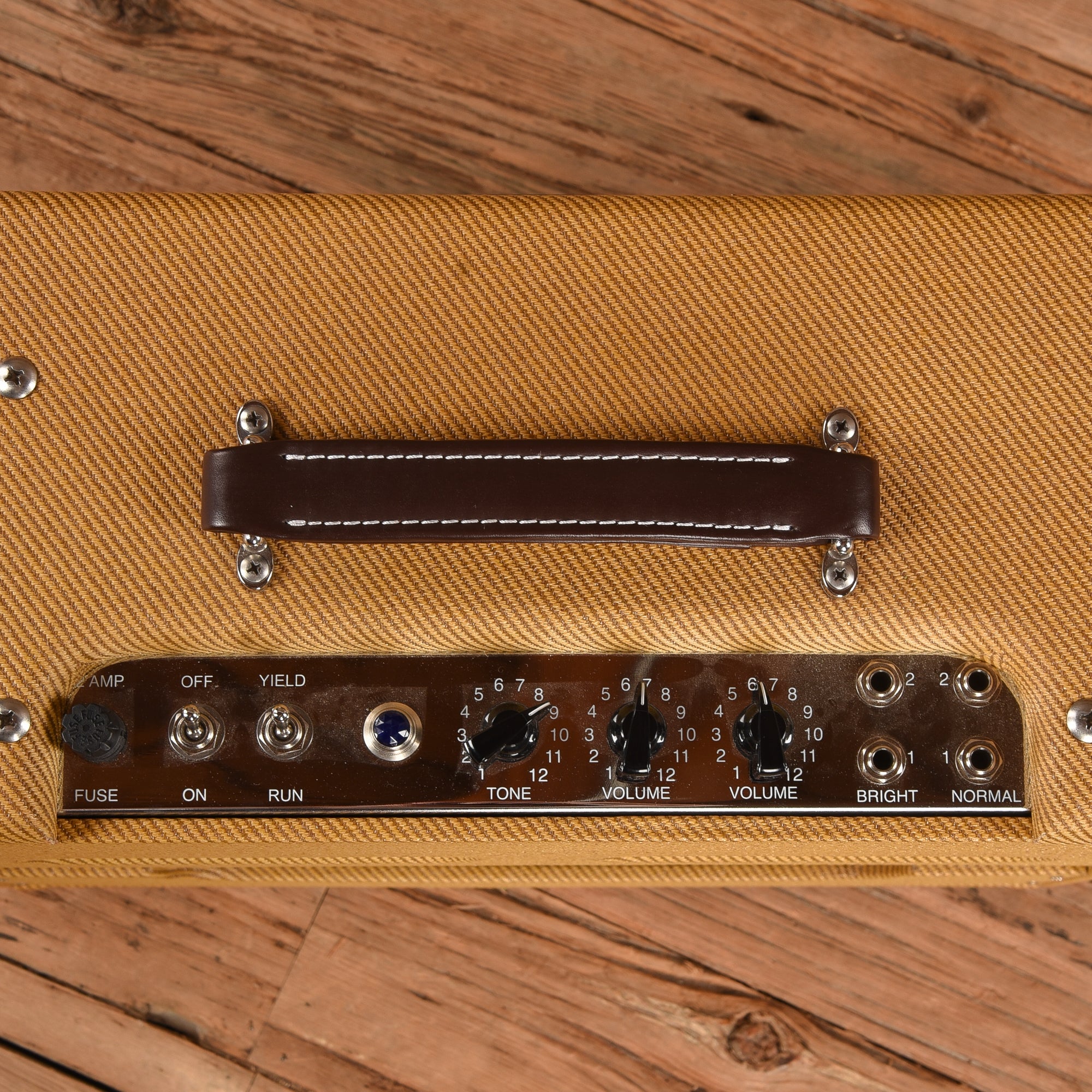 Victoria 20112 20-Watt 1x12