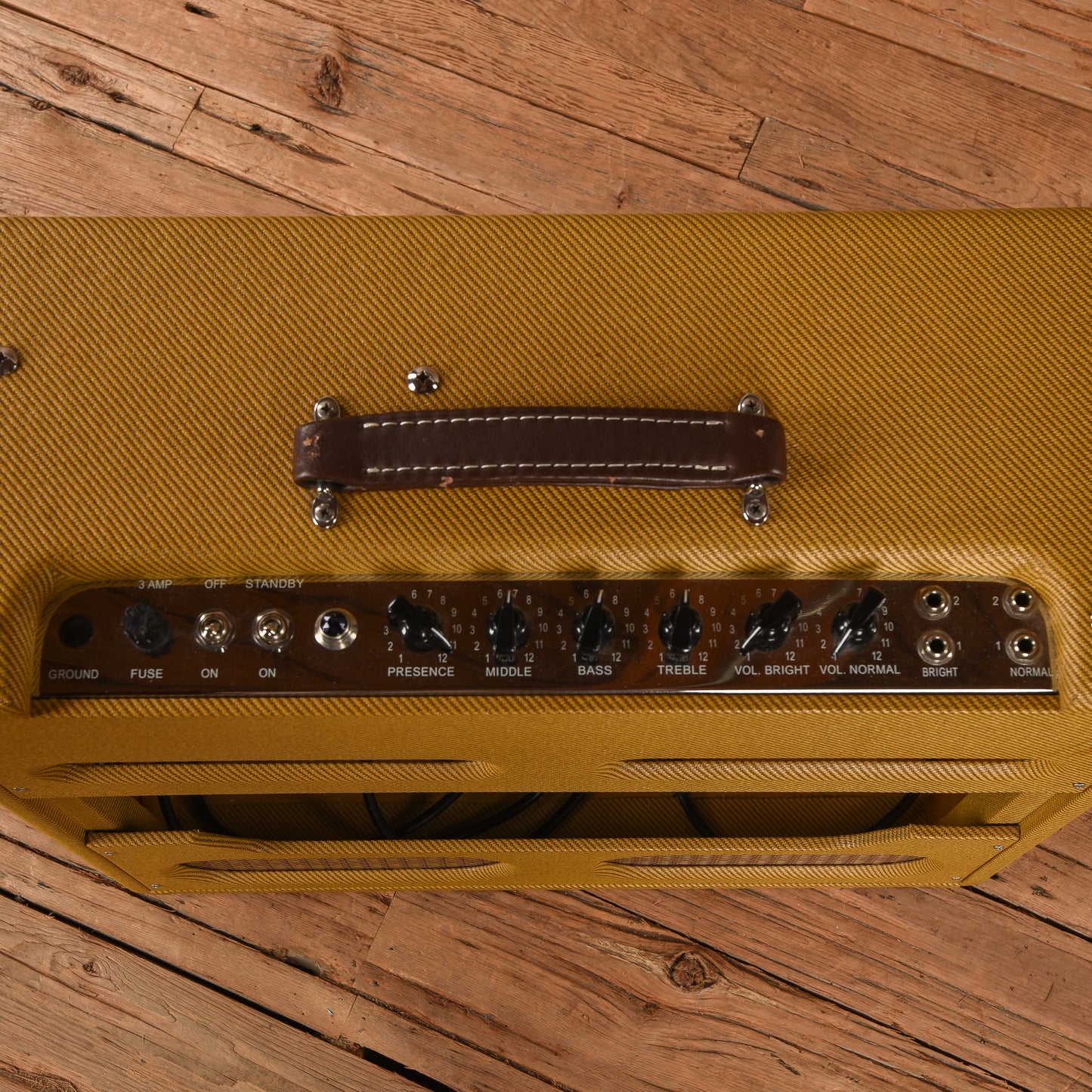 Victoria 45410 45-Watt 4x10 Guitar Combo Amp Amps / Guitar Amps / Guitar Cabinets
