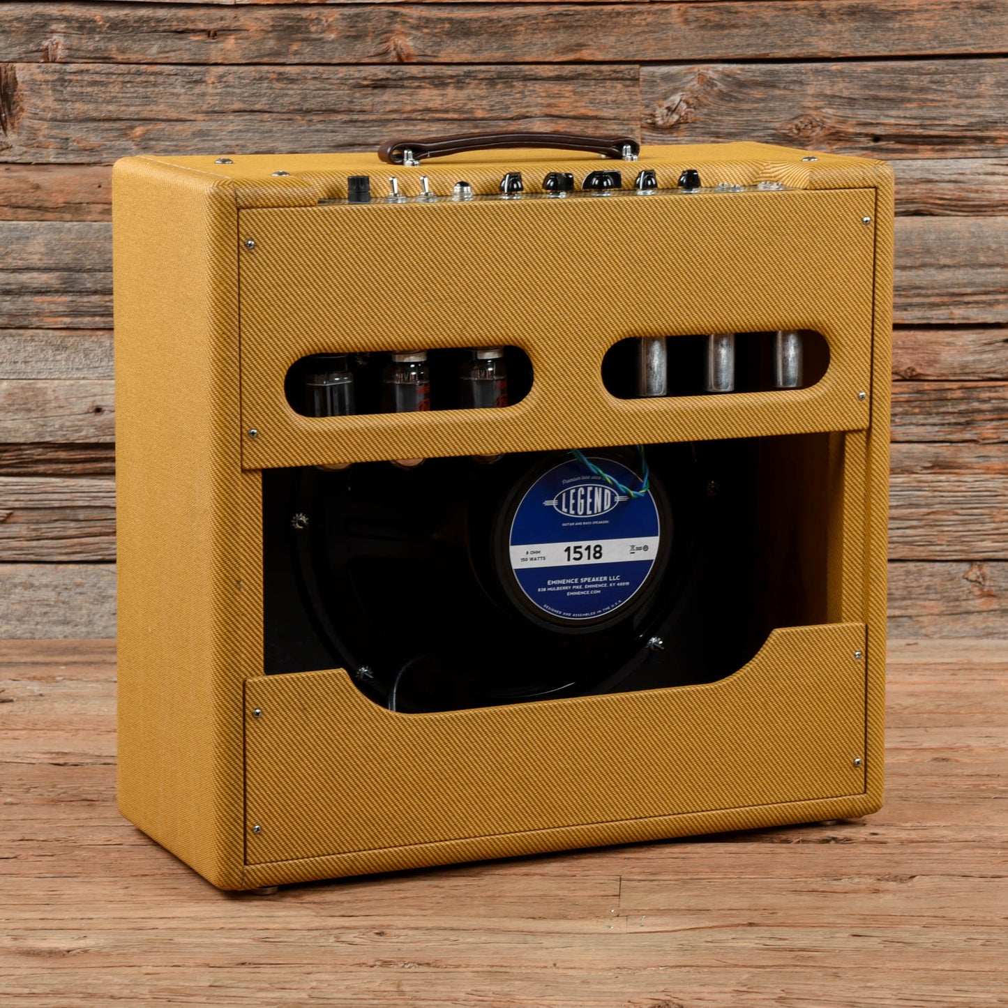 Victoria 35115 Amps / Guitar Cabinets
