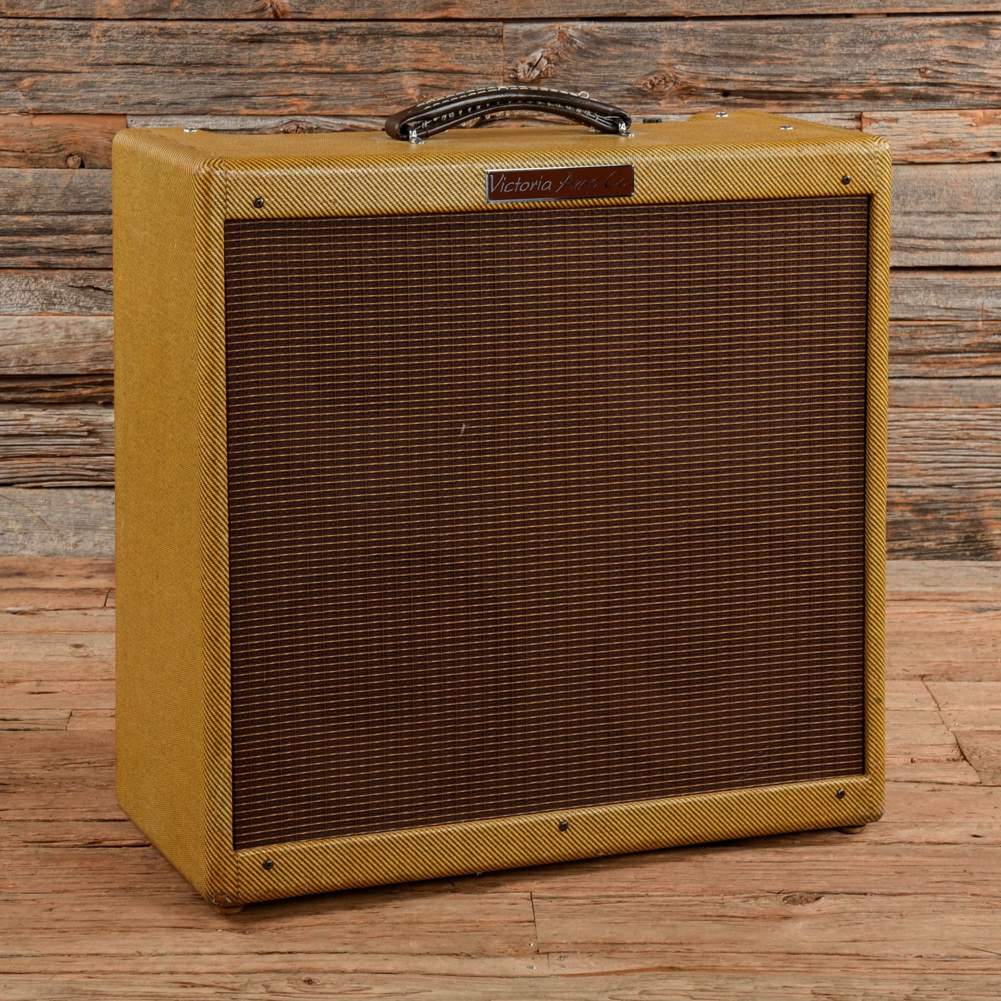 Victoria 45410 Combo Amps / Guitar Cabinets