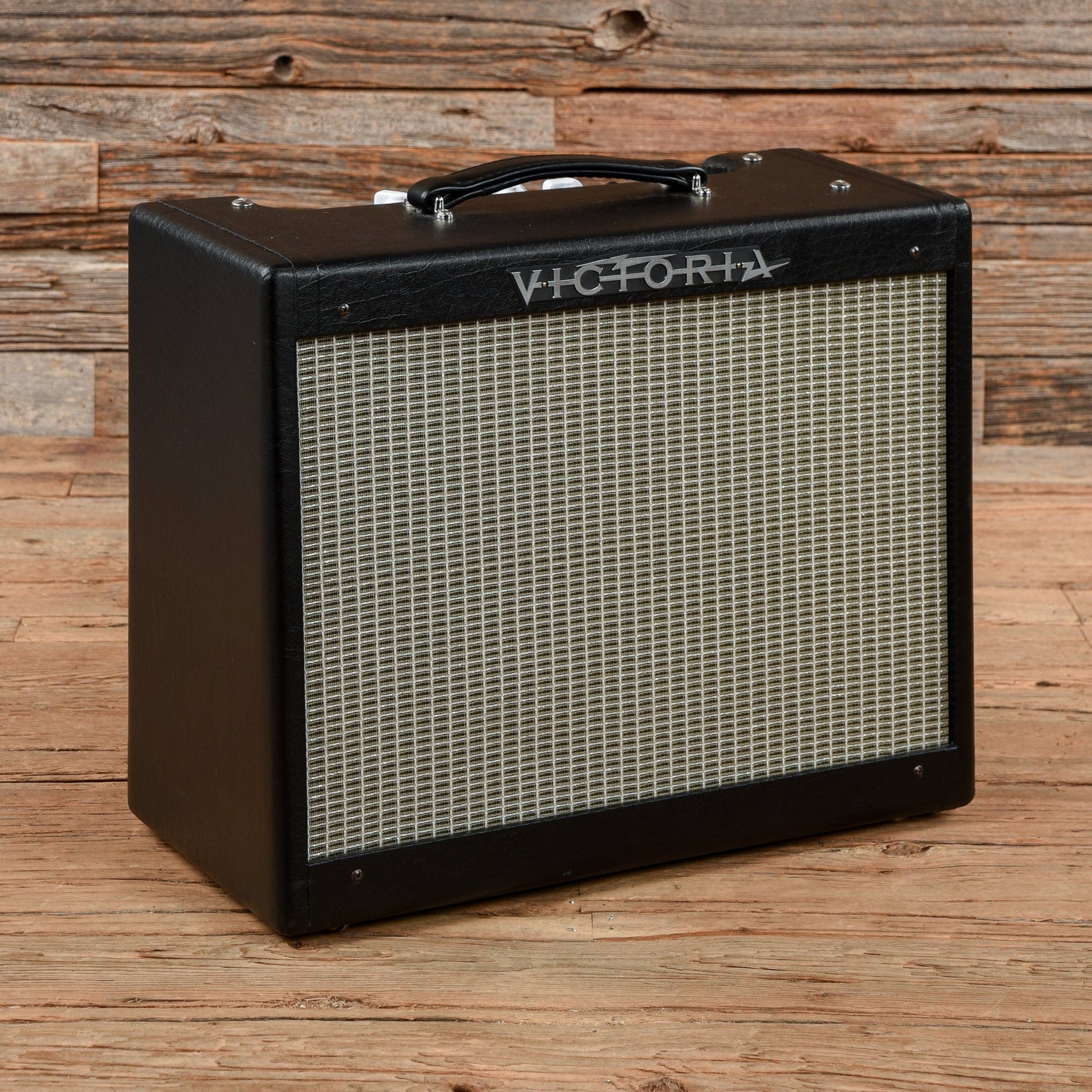 Victoria Club Deluxe 22-Watt 1x12" guitar Combo Amp Amps / Guitar Cabinets