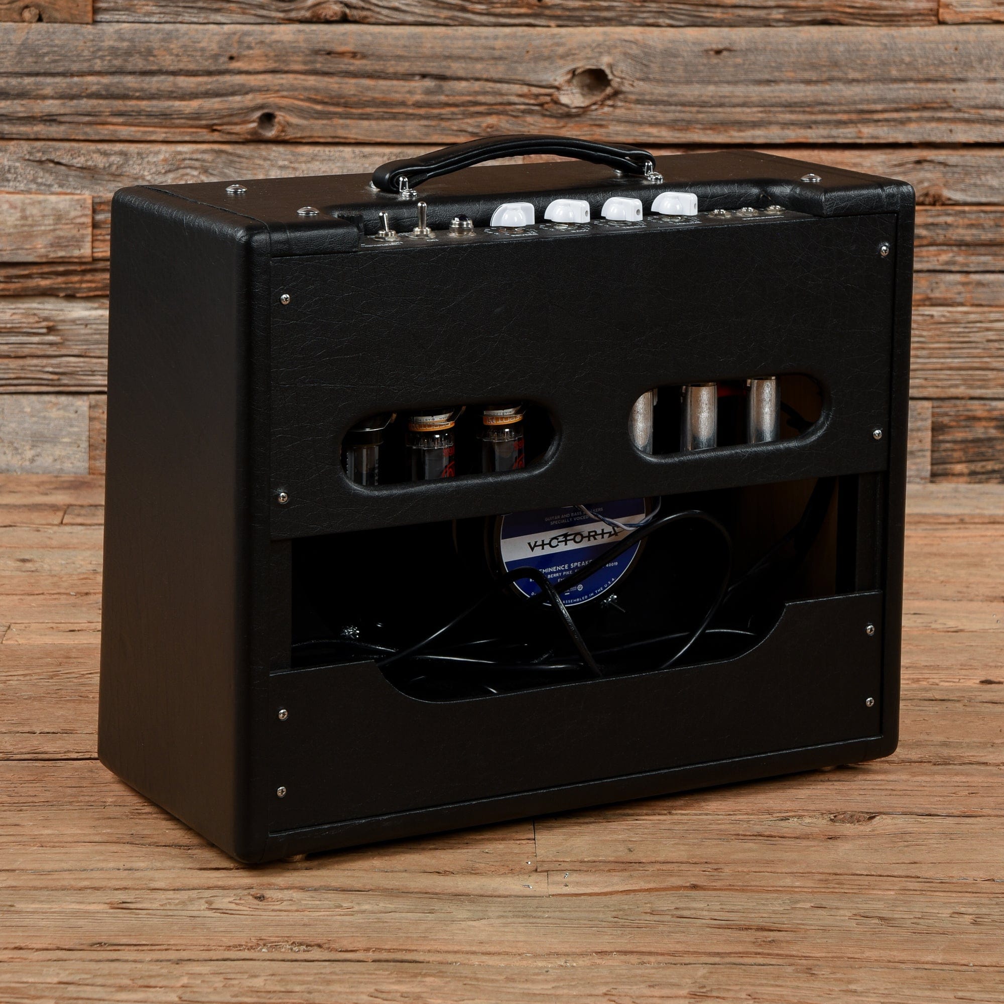 Victoria Club Deluxe 22-Watt 1x12