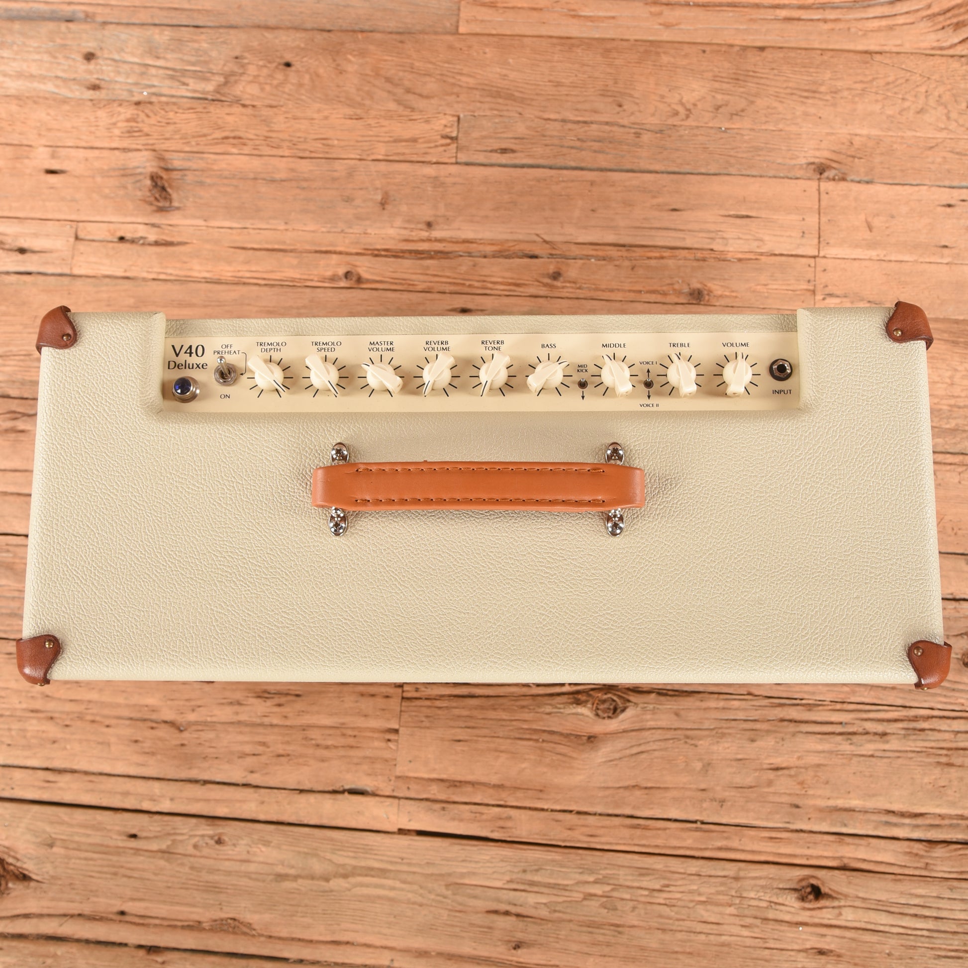 Victory V40 Deluxe Heritage Series 42-Watt 1x12" Guitar Combo Amplifiers