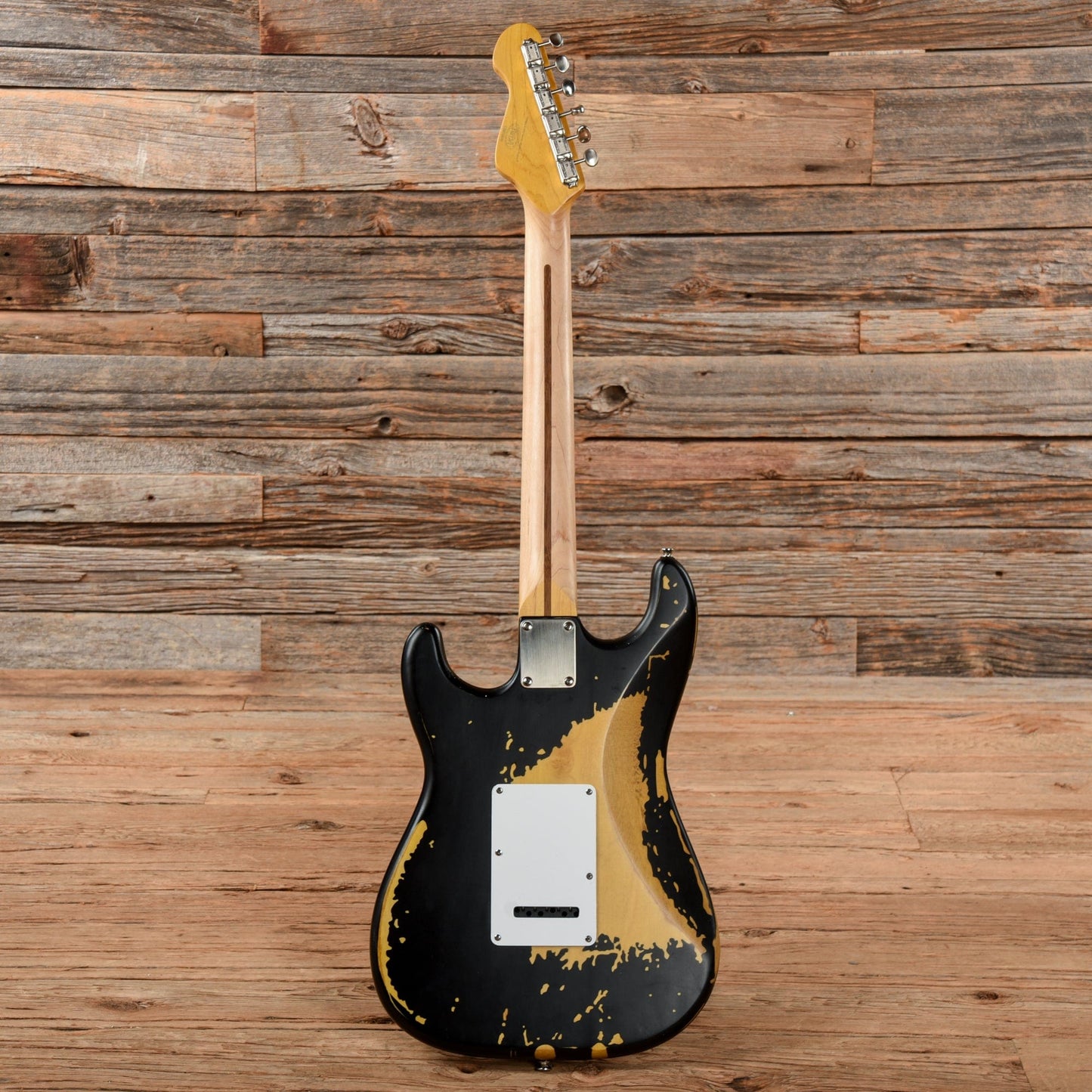 Vintage V6 Icon Series (Clapton Blackie) Black Electric Guitars / Solid Body