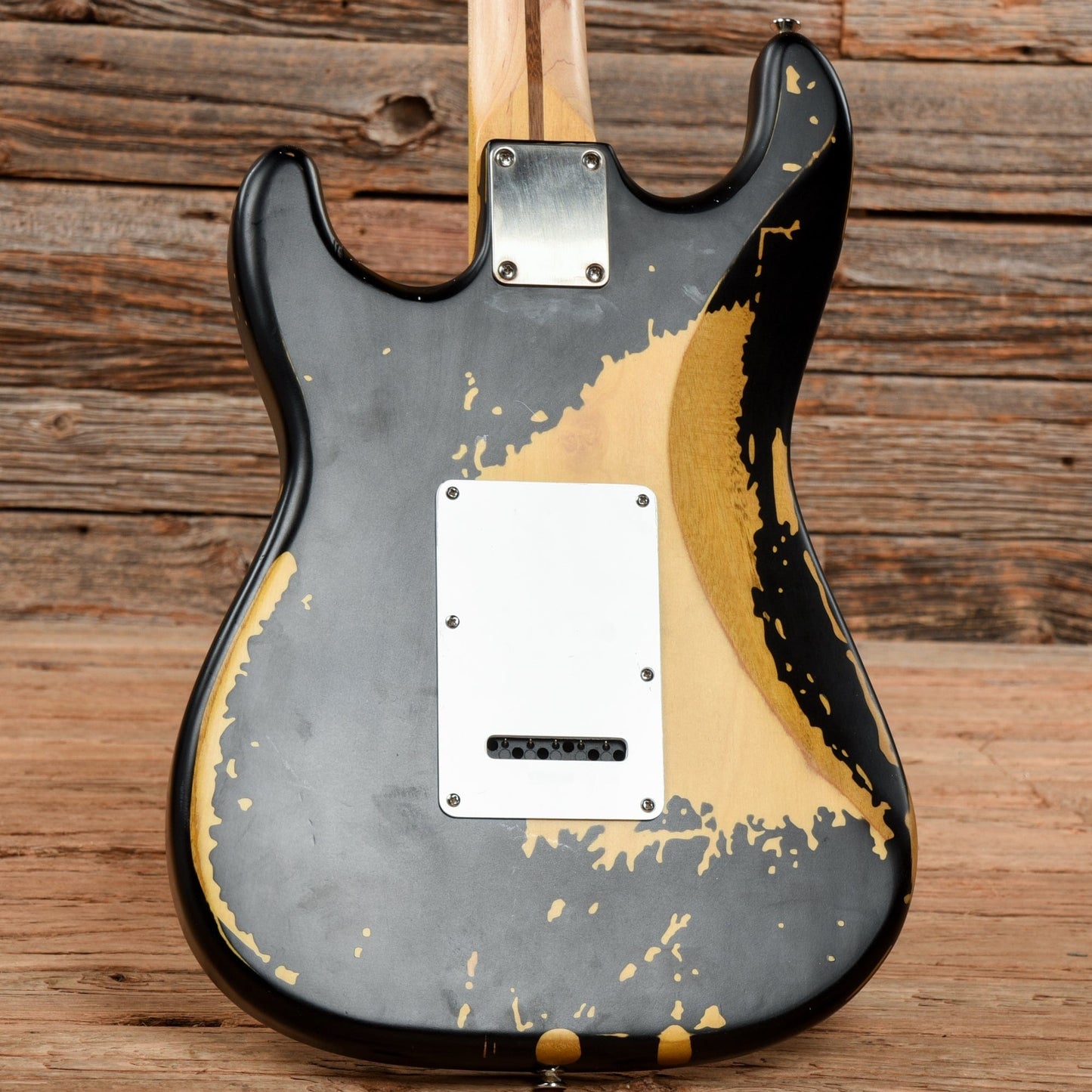 Vintage V6 Icon Series (Clapton Blackie) Black Electric Guitars / Solid Body