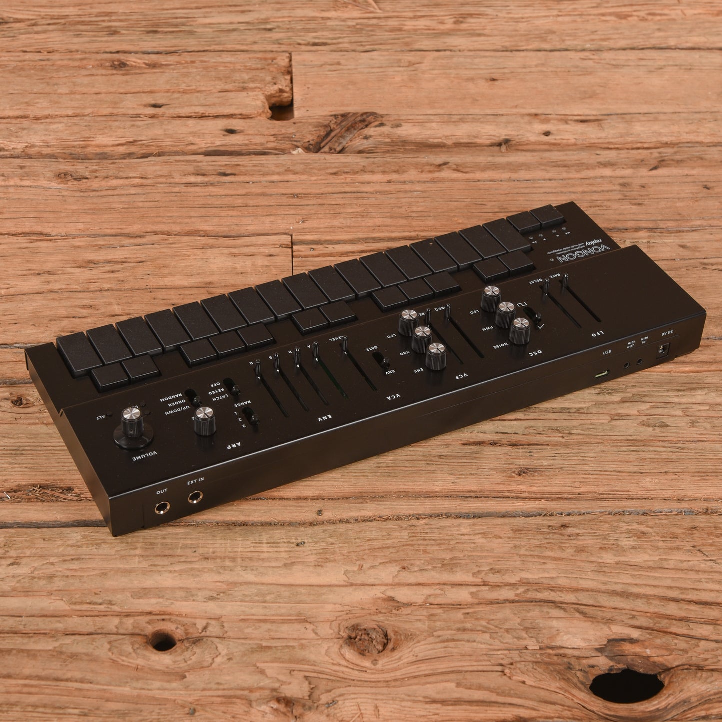 Vongon Replay 6-Voice Virtual Analog Synthesizer Black Keyboards and Synths / Synths / Desktop Synths