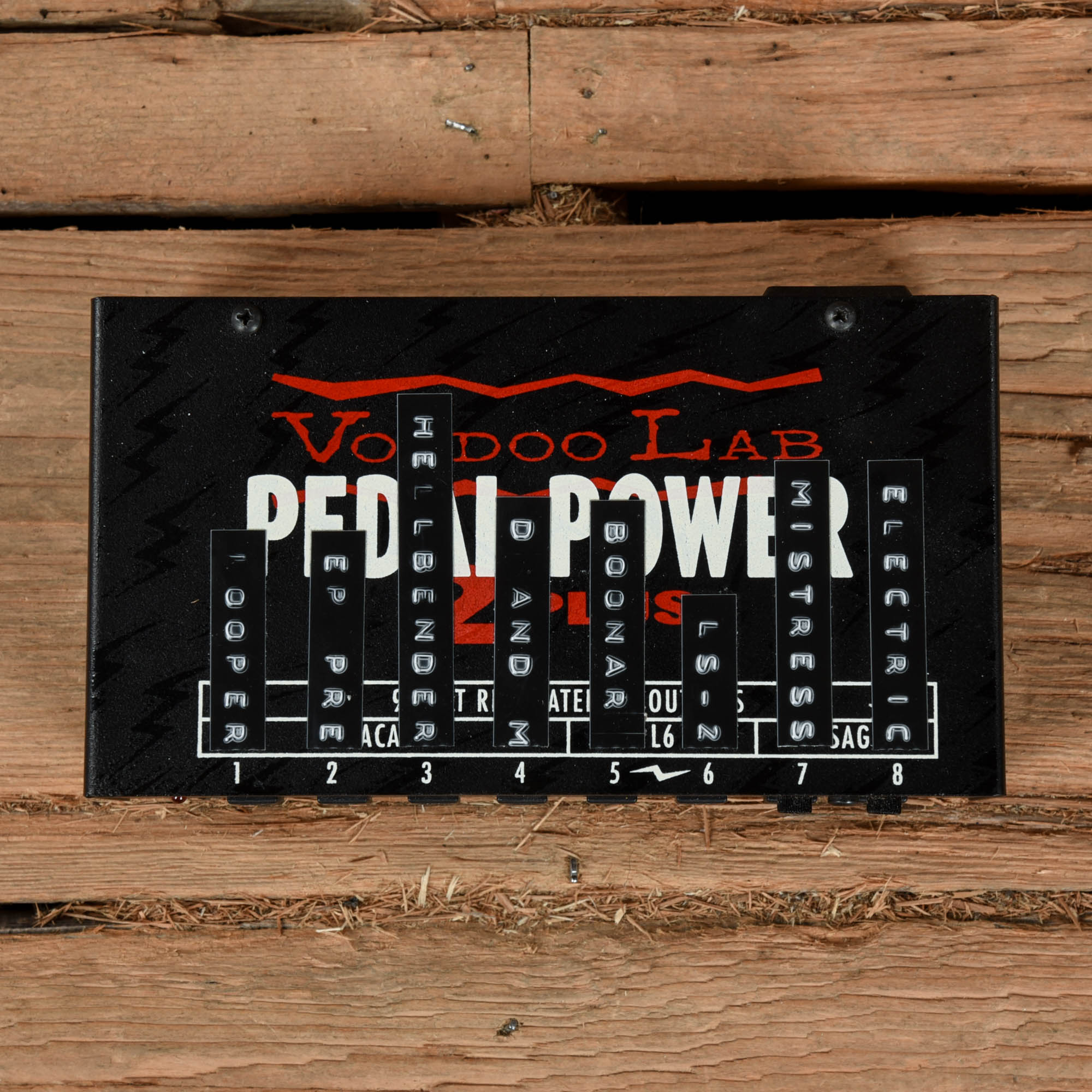 Voodoo Lab Pedal Power 2 Plus Effects and Pedals / Pedalboards and Power Supplies