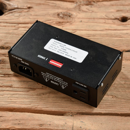 Voodoo Lab Pedal Power 2 Plus Effects and Pedals / Pedalboards and Power Supplies