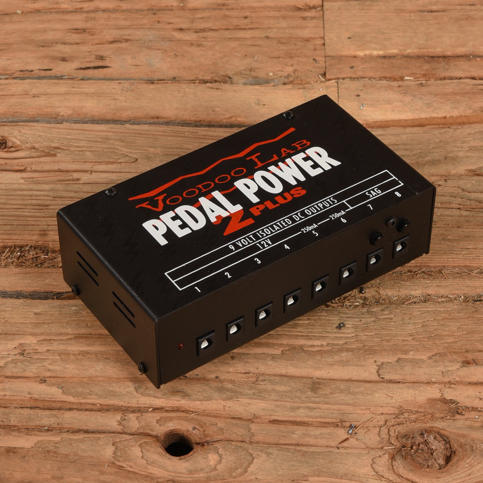 Voodoo Lab Pedal Power 2 Plus Effects and Pedals / Pedalboards and Power Supplies