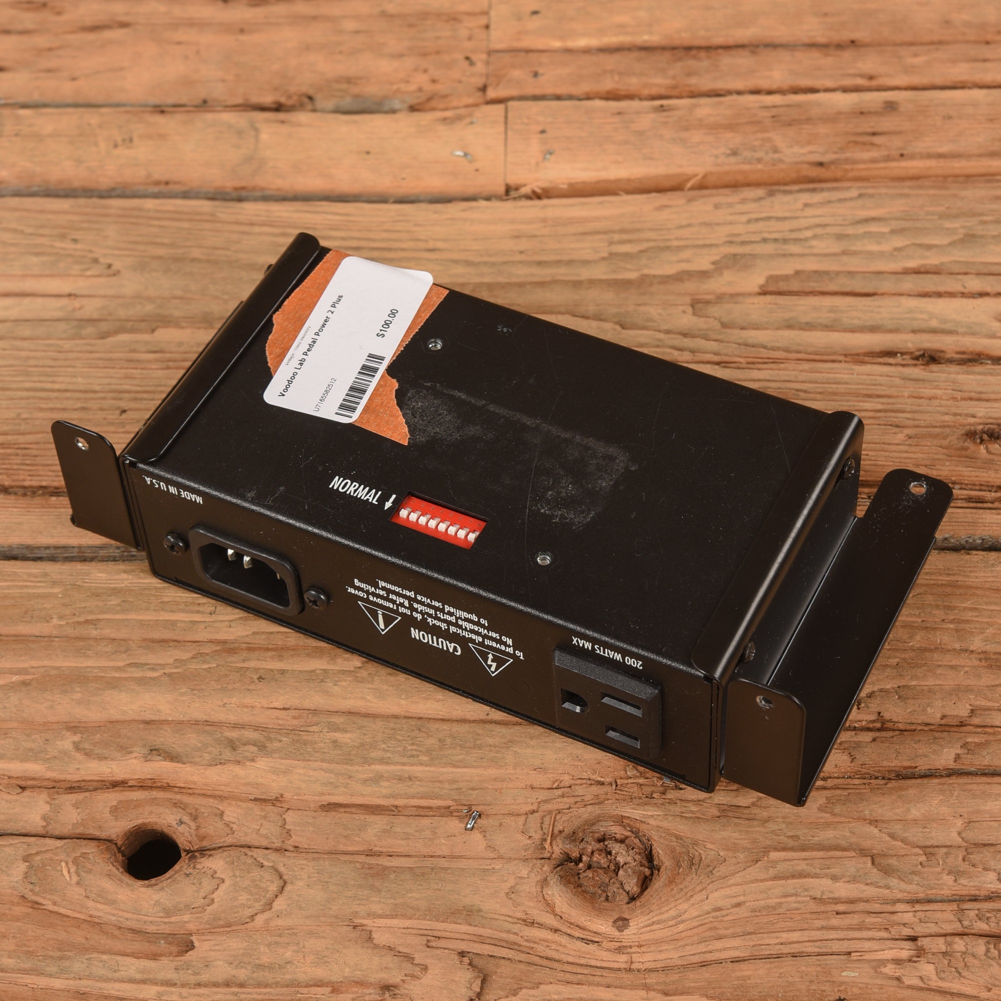 Voodoo Lab Pedal Power 2 Plus Effects and Pedals / Pedalboards and Power Supplies