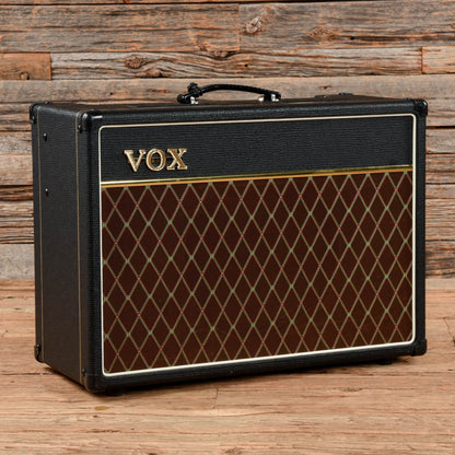 Vox AC15C1 Custom 2-Channel 15-Watt 1x12" Guitar Combo Amps / Guitar Amps / Guitar Cabinets