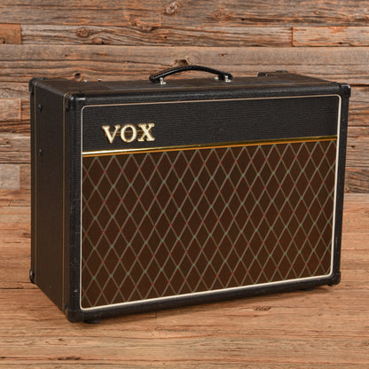 Vox AC15C1 Custom 2-Channel 15-Watt 1x12 Guitar Combo Amps / Guitar Amps / Guitar Cabinets