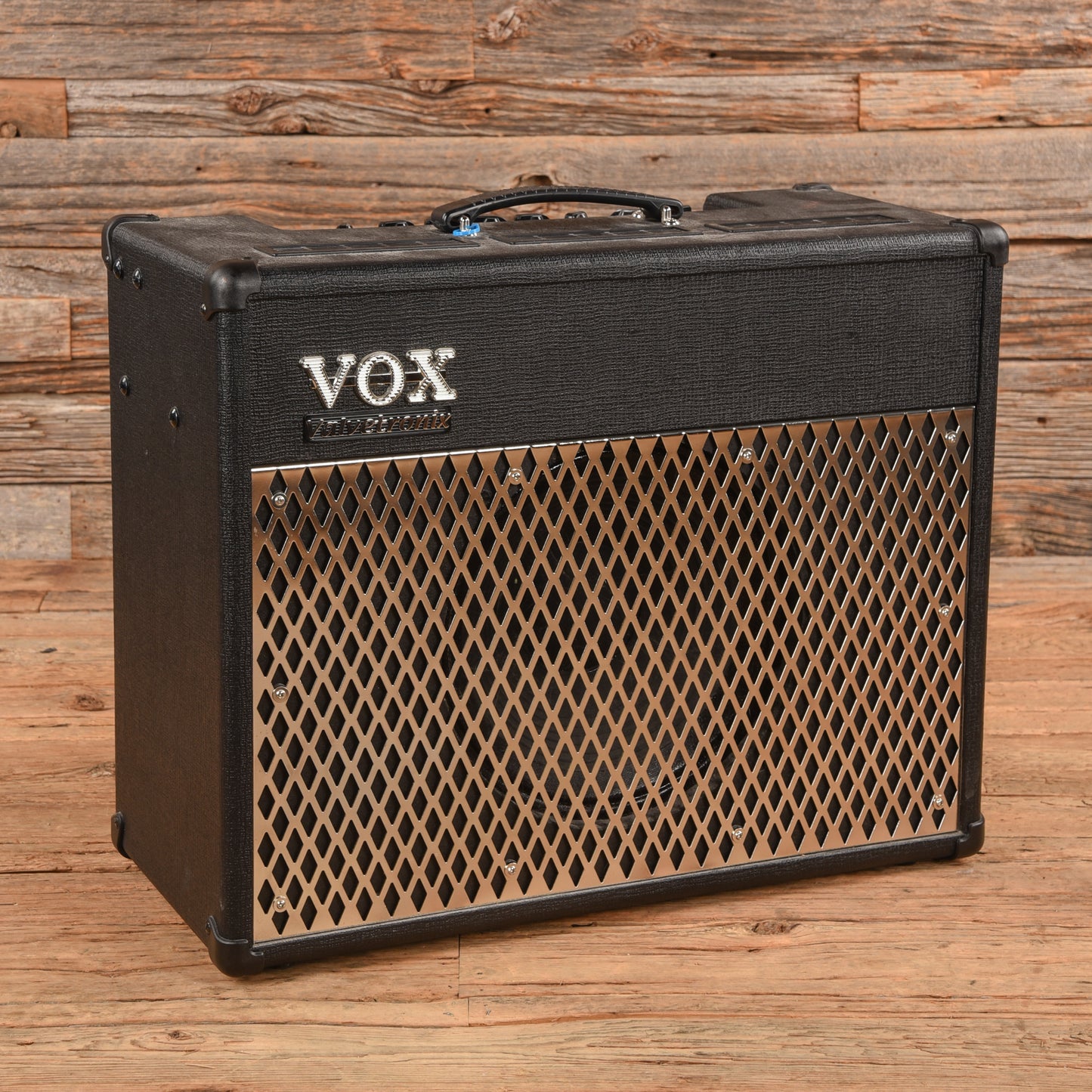 Vox Valvetronix AD50VT 50-Watt 1x12 Hybrid Guitar Combo Amps / Guitar Amps / Guitar Combos
